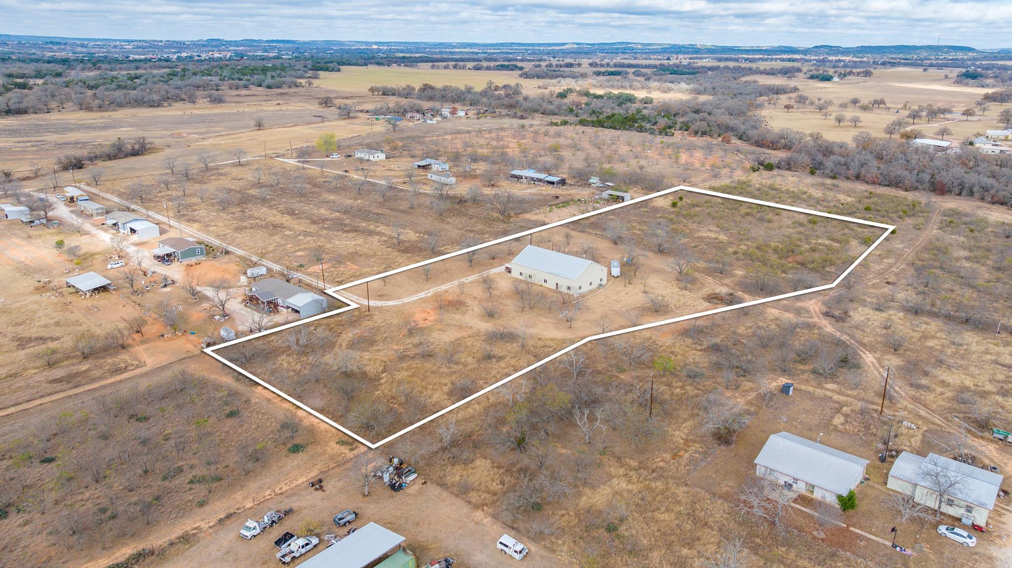 394 C D Ln, Fredericksburg, TX 78624