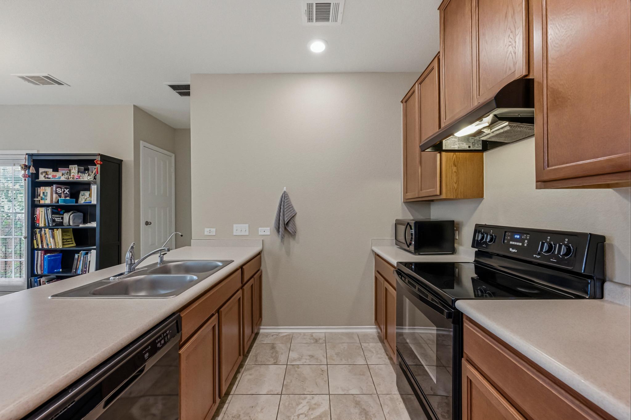 14620 Goshawk Dr, Pflugerville, TX 78660