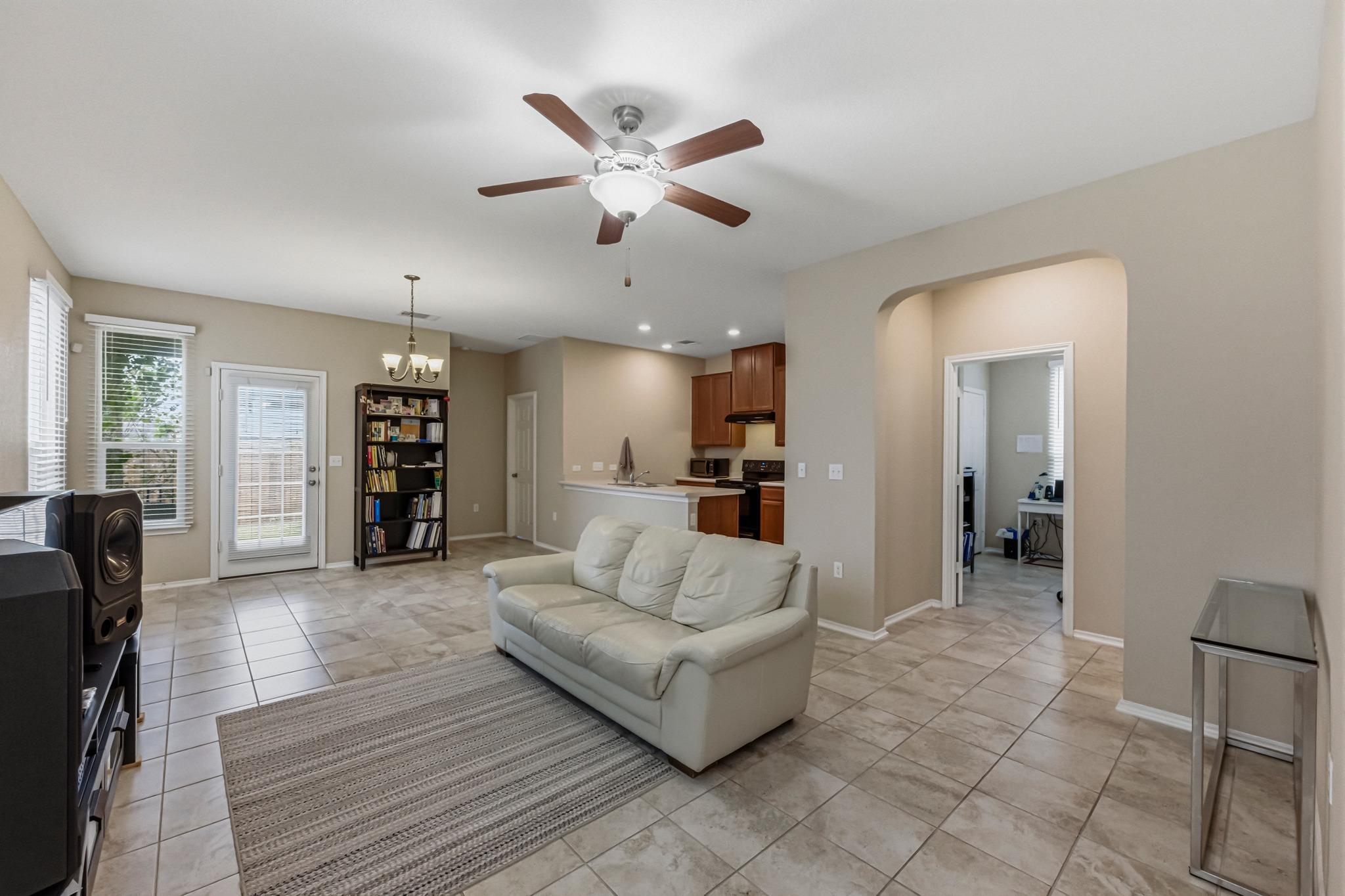 14620 Goshawk Dr, Pflugerville, TX 78660