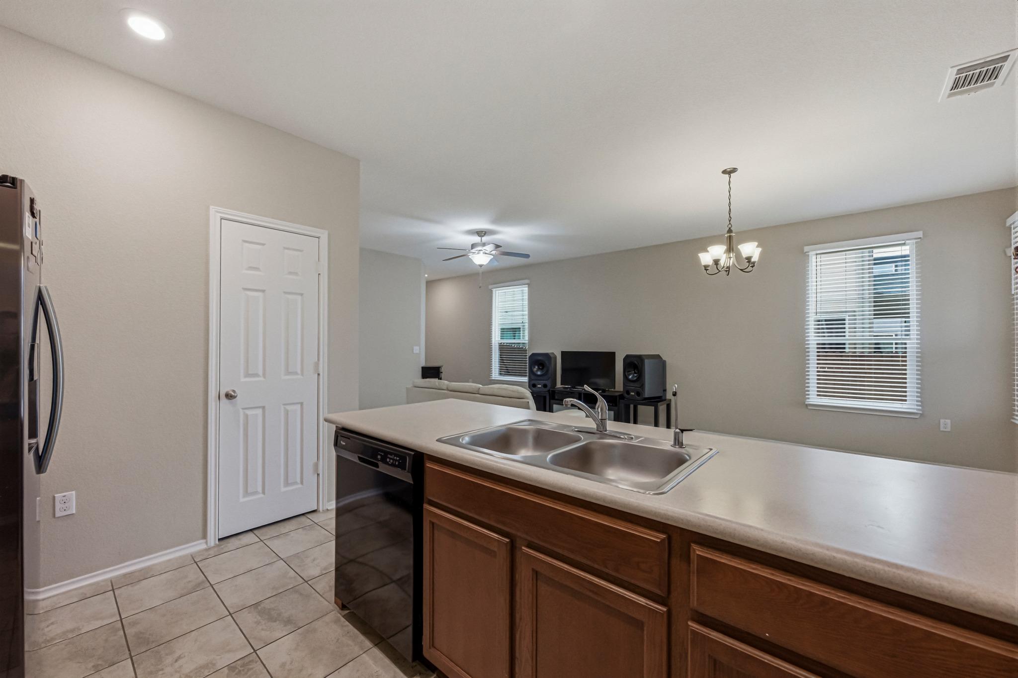 14620 Goshawk Dr, Pflugerville, TX 78660