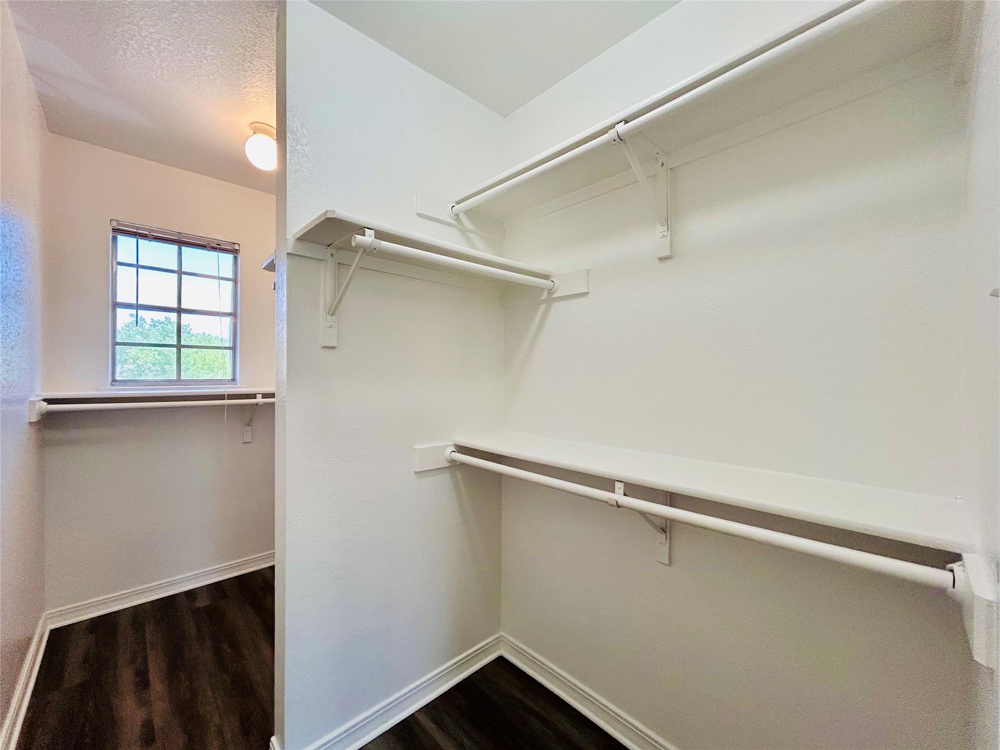 8511 Apple Carrie Cv # B, Austin, TX 78745