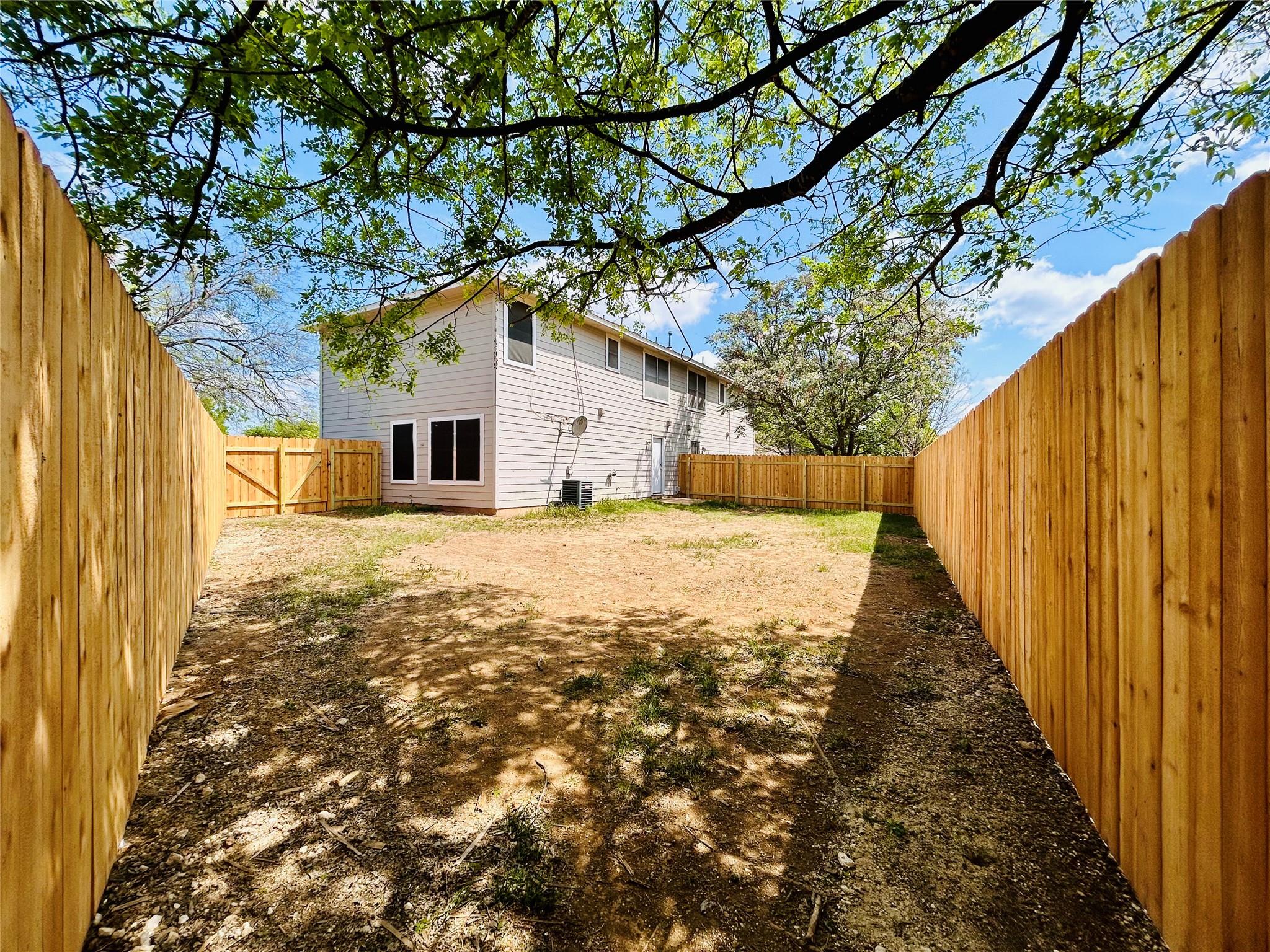 8511 Apple Carrie Cv # B, Austin, TX 78745