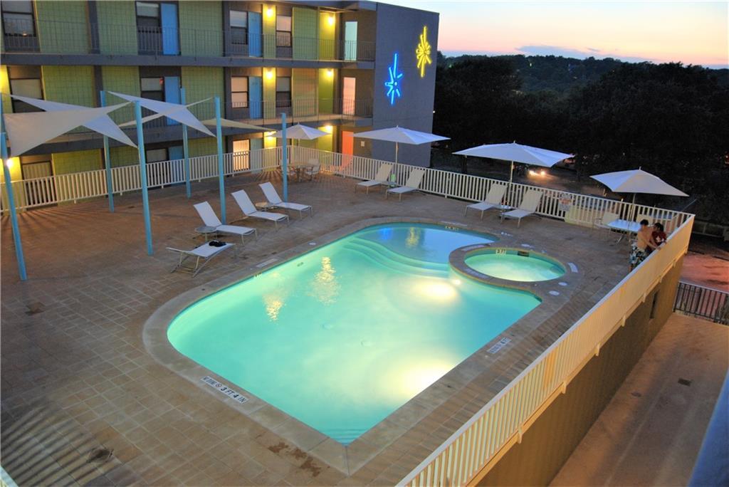 2408 Leon St # 202, Austin, TX 78705