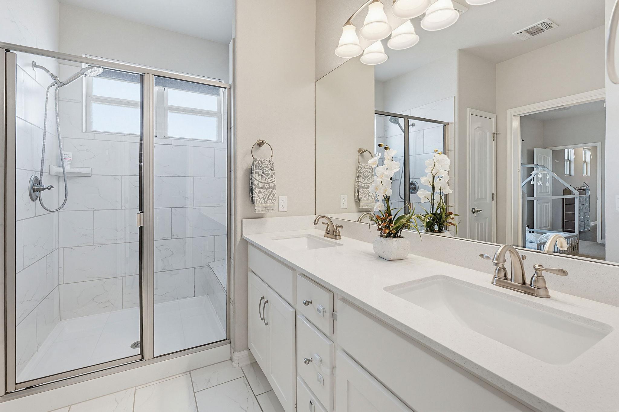 5820 Baythorne Dr, Austin, TX 78747