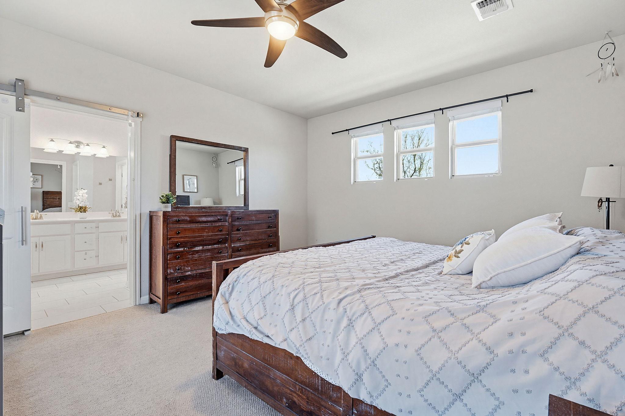 5820 Baythorne Dr, Austin, TX 78747