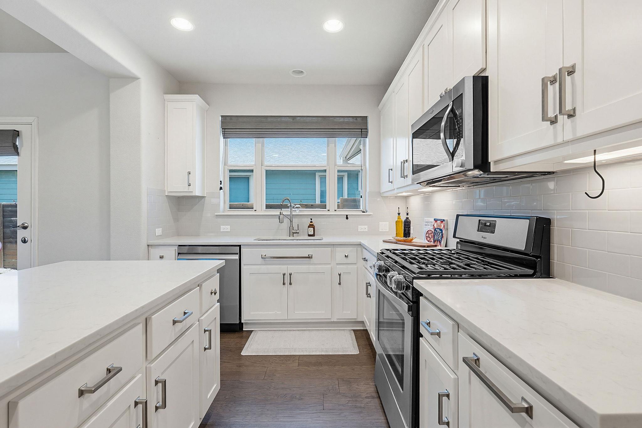 5820 Baythorne Dr, Austin, TX 78747