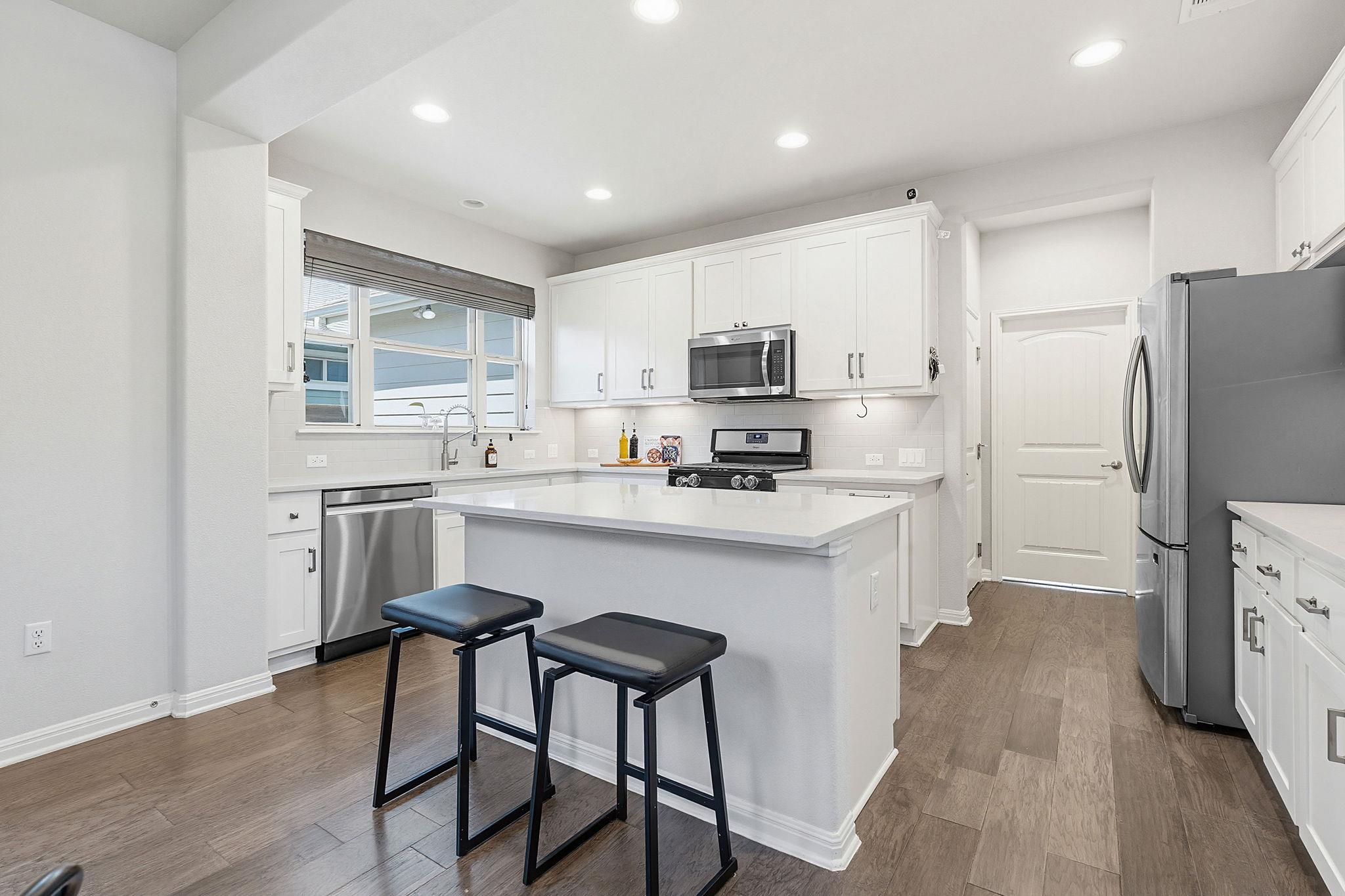 5820 Baythorne Dr, Austin, TX 78747