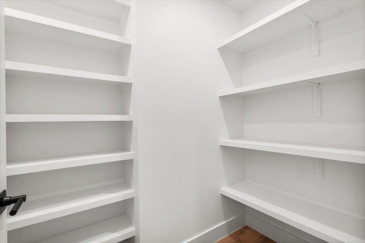 205 N Avenue, Johnson City, TX 78636