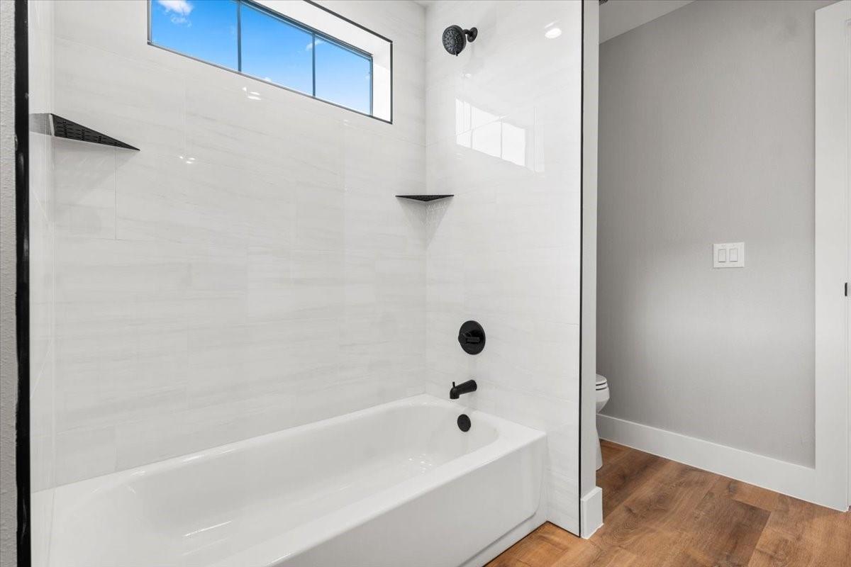 205 N Avenue, Johnson City, TX 78636