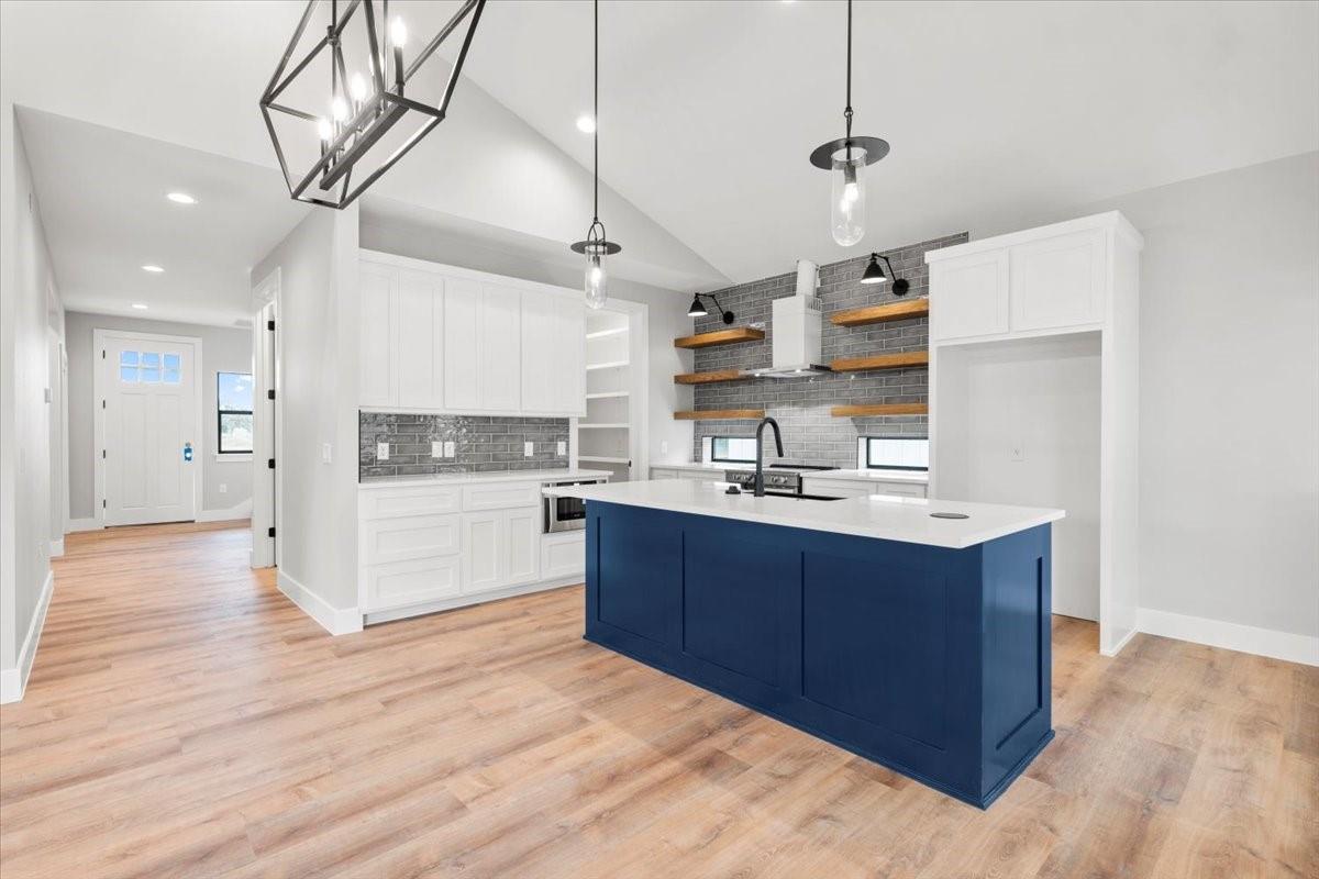 205 N Avenue, Johnson City, TX 78636