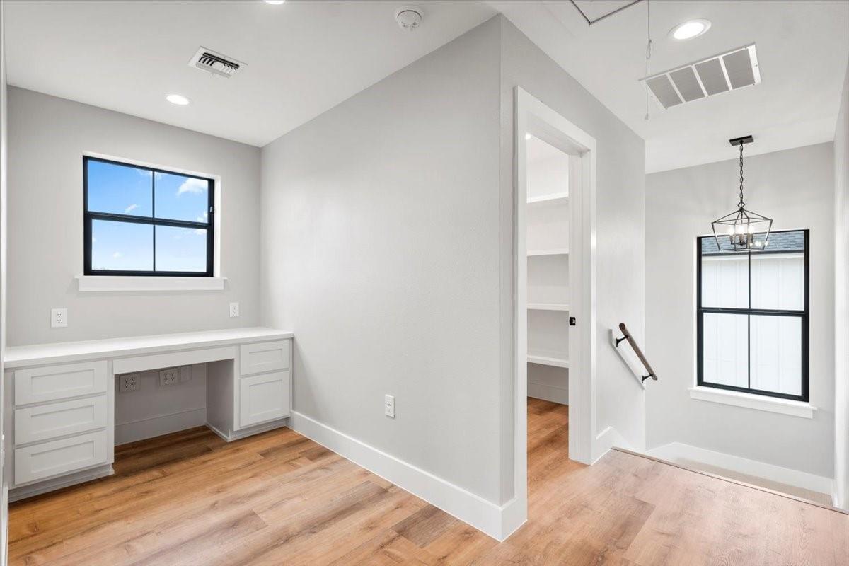 205 N Avenue, Johnson City, TX 78636