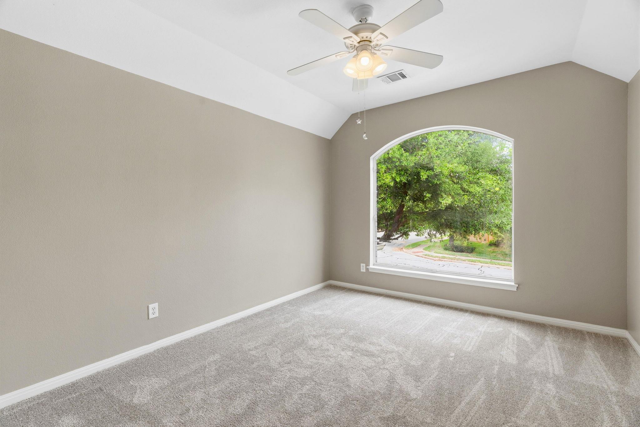 2300 Falkirk Cv, Round Rock, TX 78681