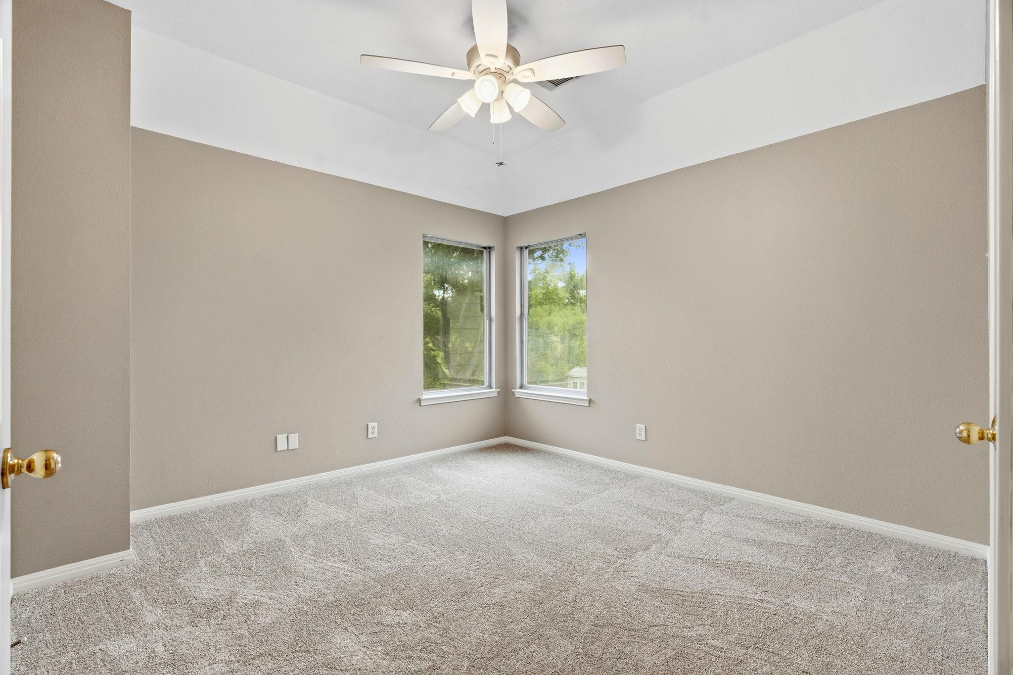 2300 Falkirk Cv, Round Rock, TX 78681