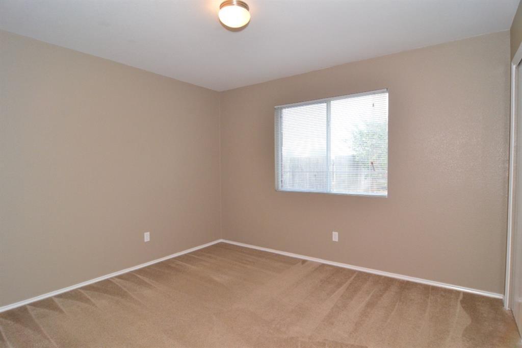 806 Municipal Dr, Leander, TX 78641