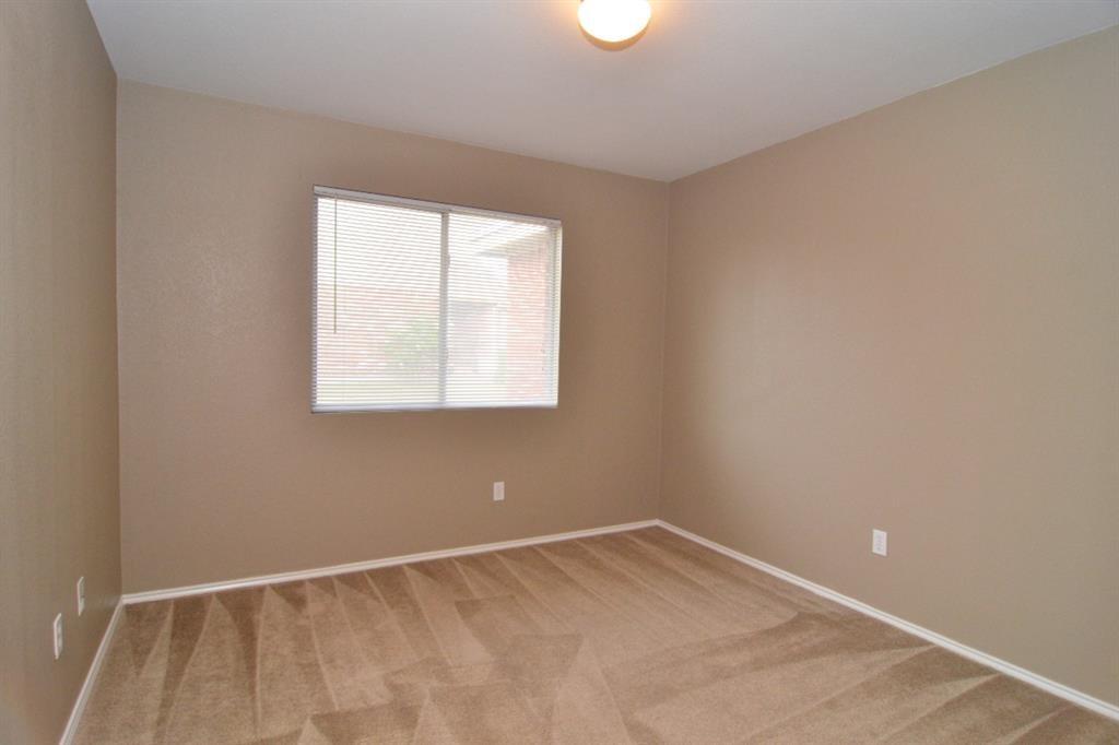 806 Municipal Dr, Leander, TX 78641