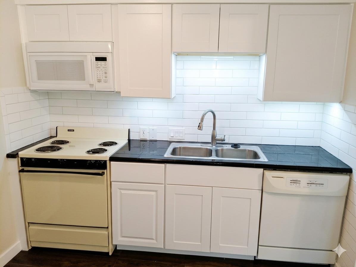 5402 Harmon Ave, Austin, TX 78751