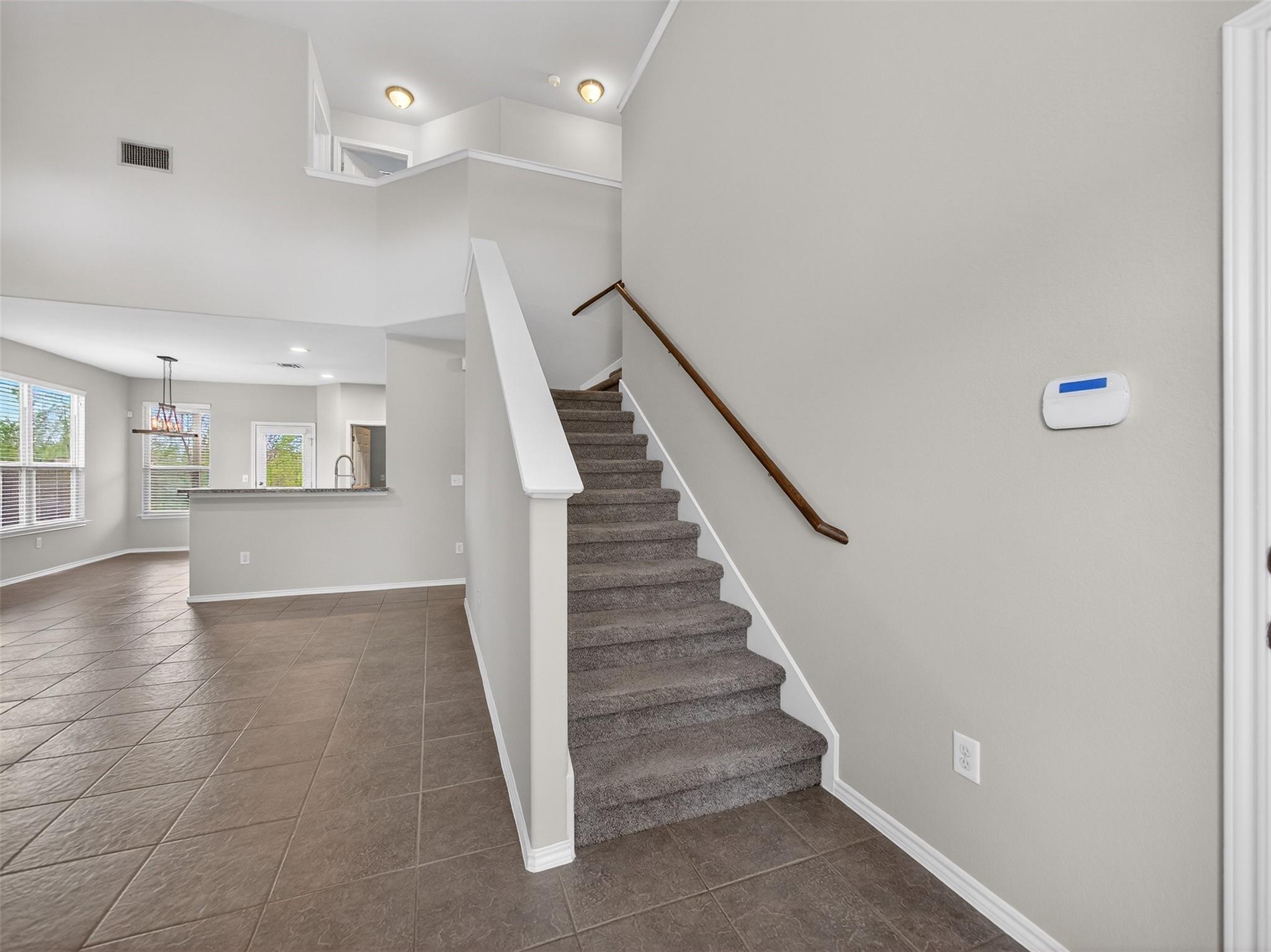 170 Albatross Cv, Buda, TX 78610