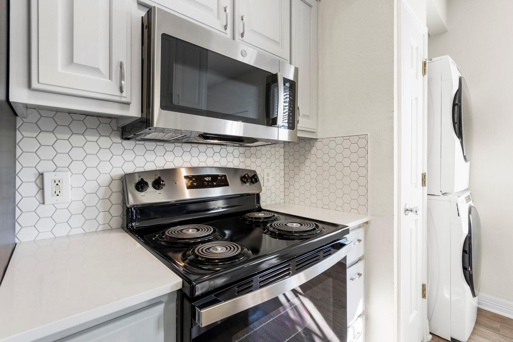 1100 W 25th St # 101, Austin, TX 78705