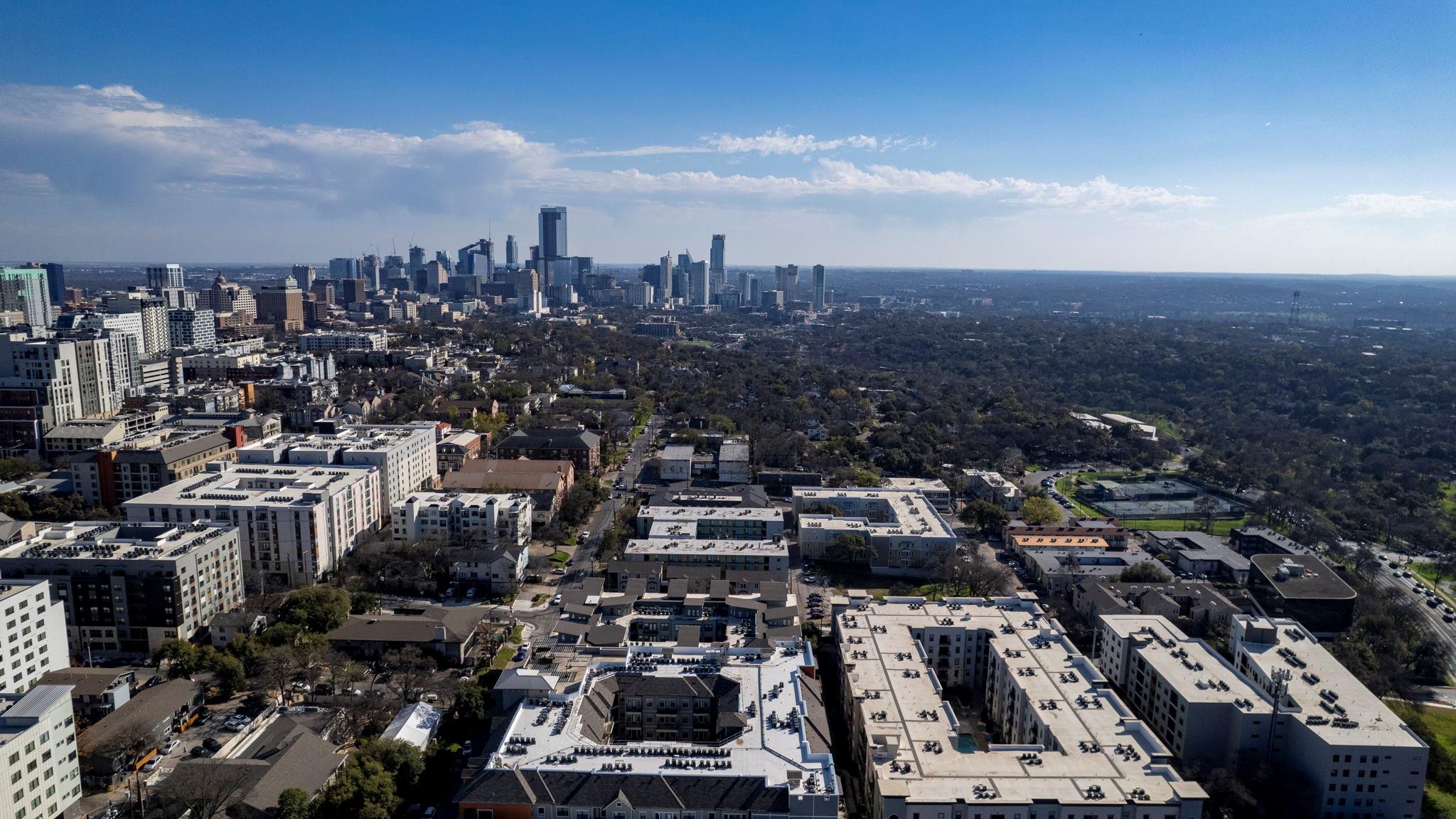 1100 W 25th St # 101, Austin, TX 78705