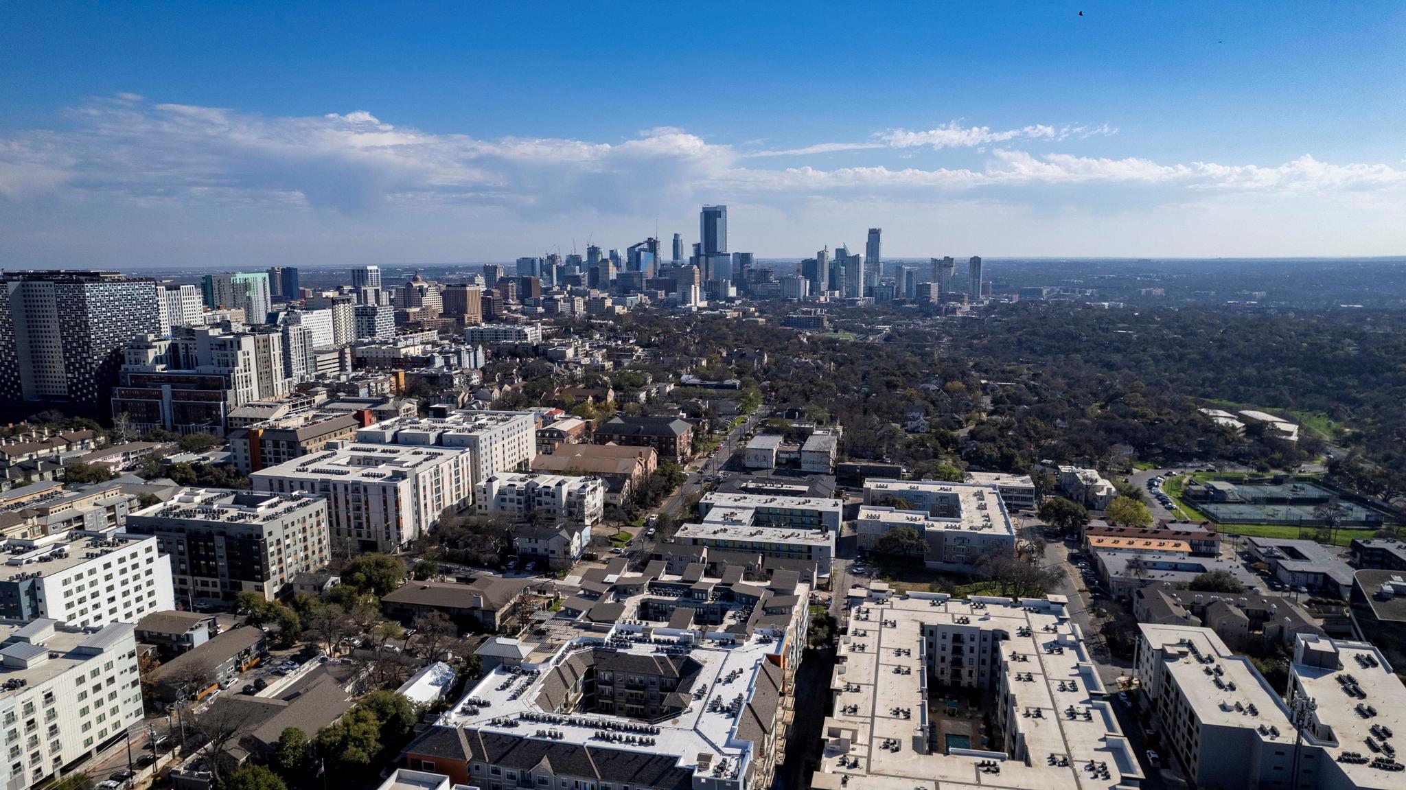 1100 W 25th St # 101, Austin, TX 78705