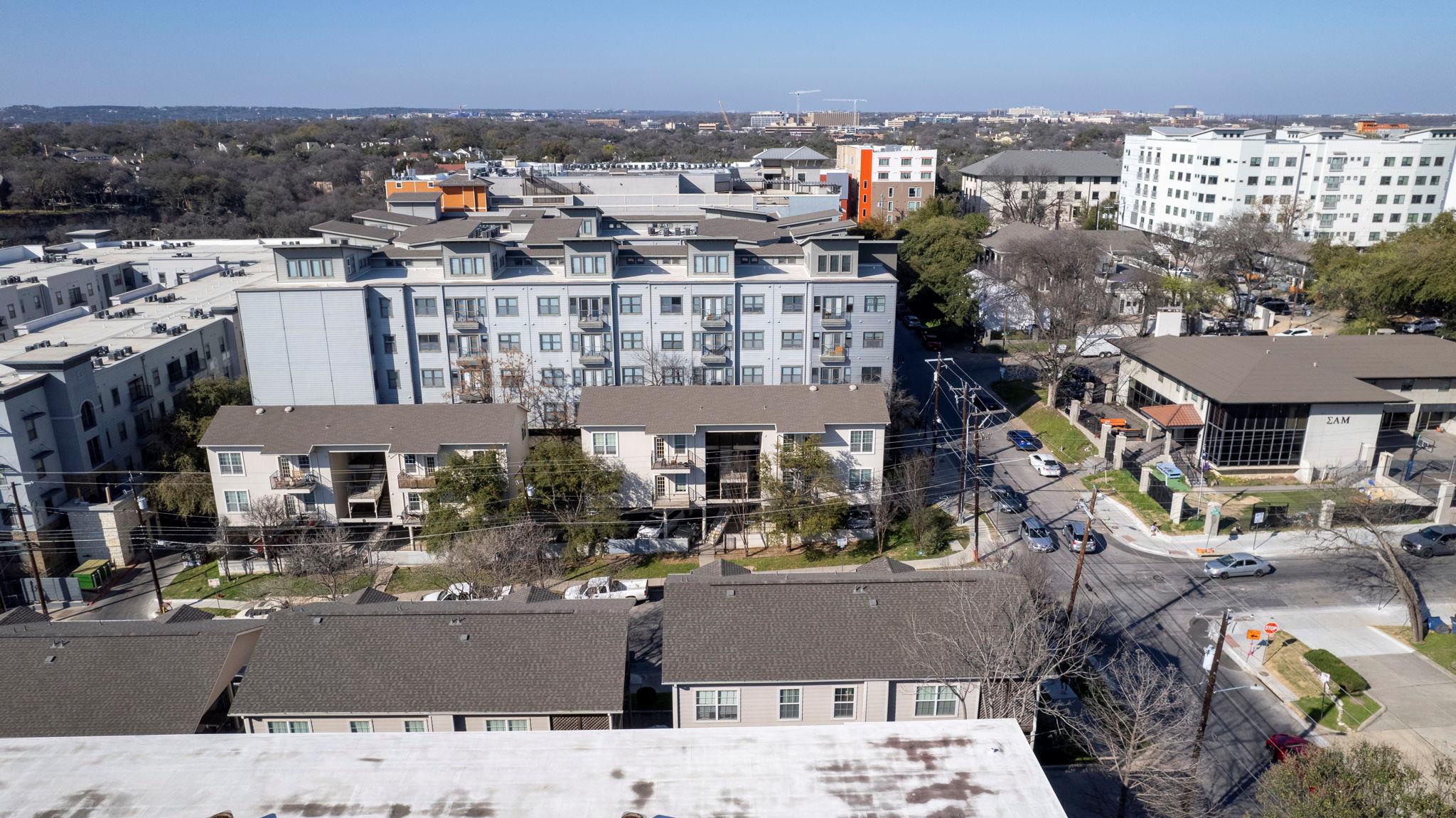 1100 W 25th St # 101, Austin, TX 78705