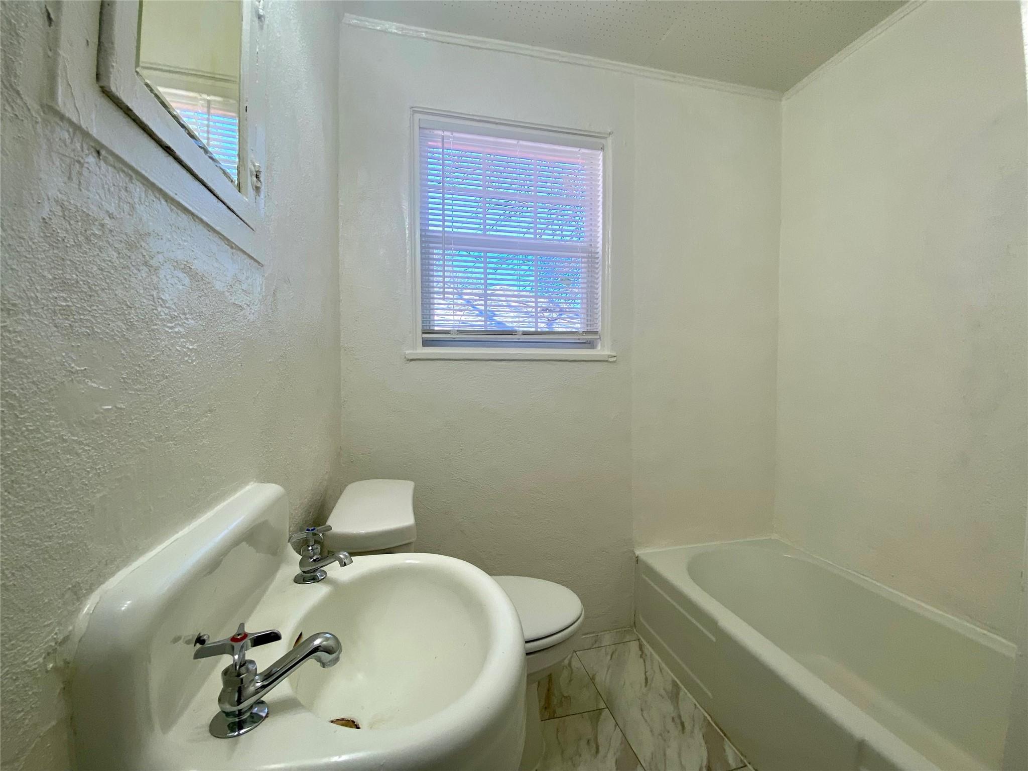 5009 Avenue G Ave # A, Austin, TX 78751