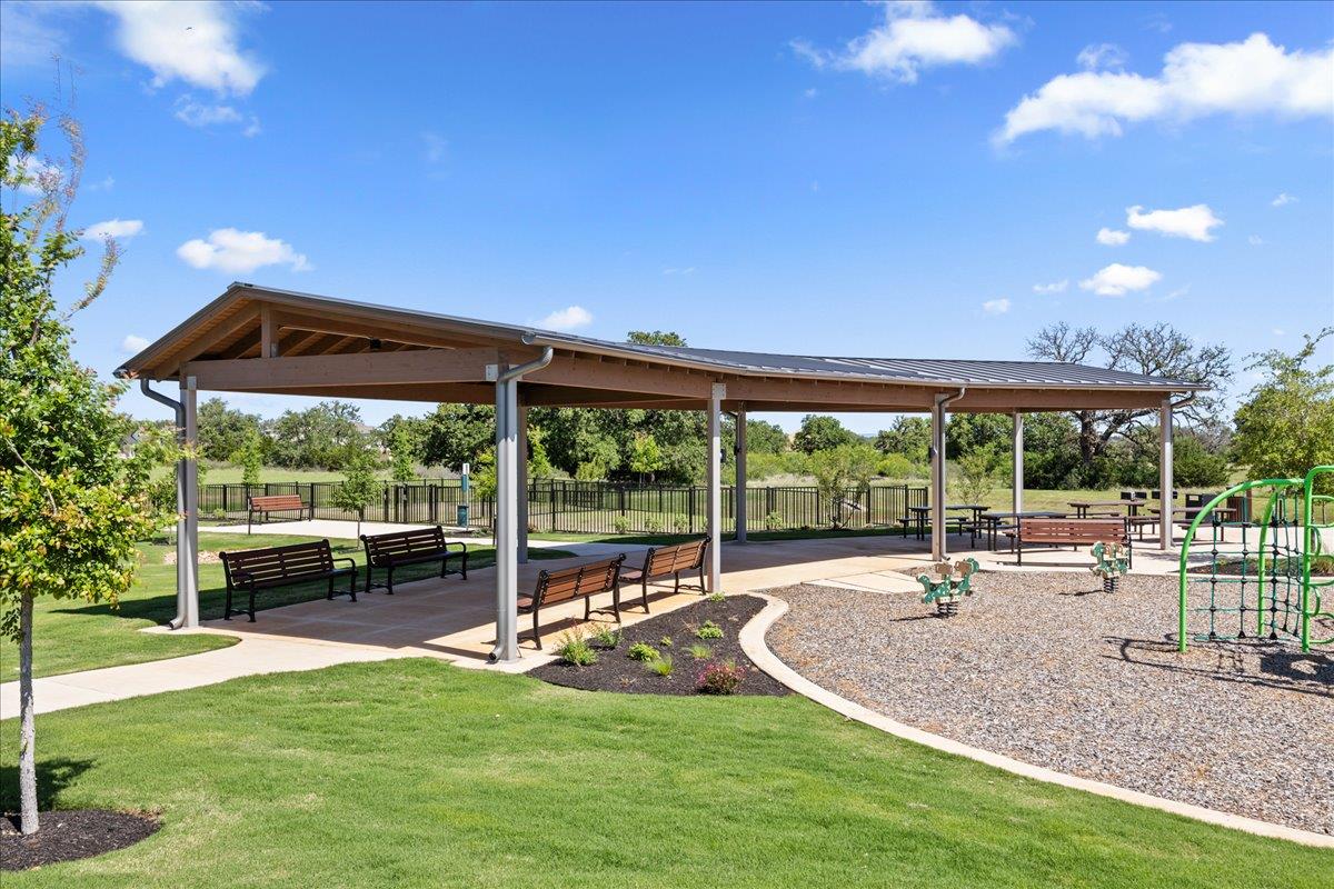 209 Firethorn Rd, Marble Falls, TX 78654