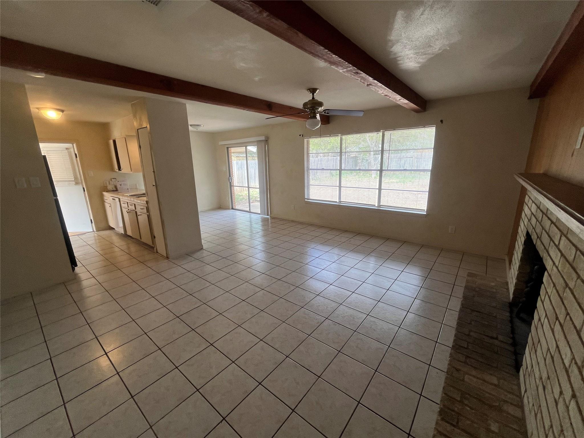 1002 HILLYER St, San Marcos, TX 78666