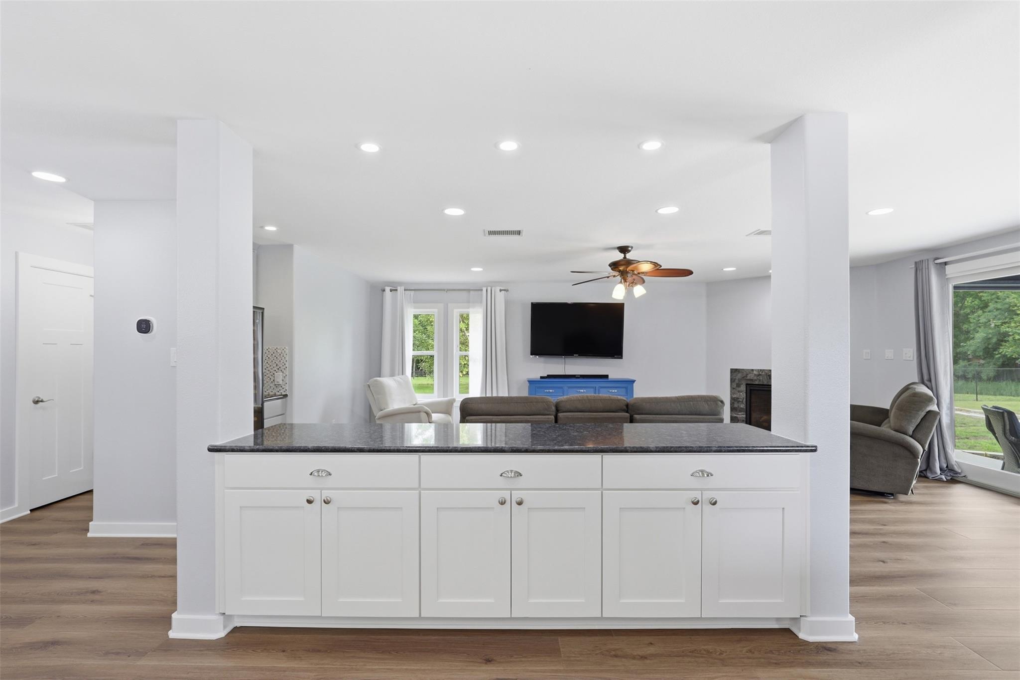 207 Cardinal Ln, Cedar Park, TX 78613