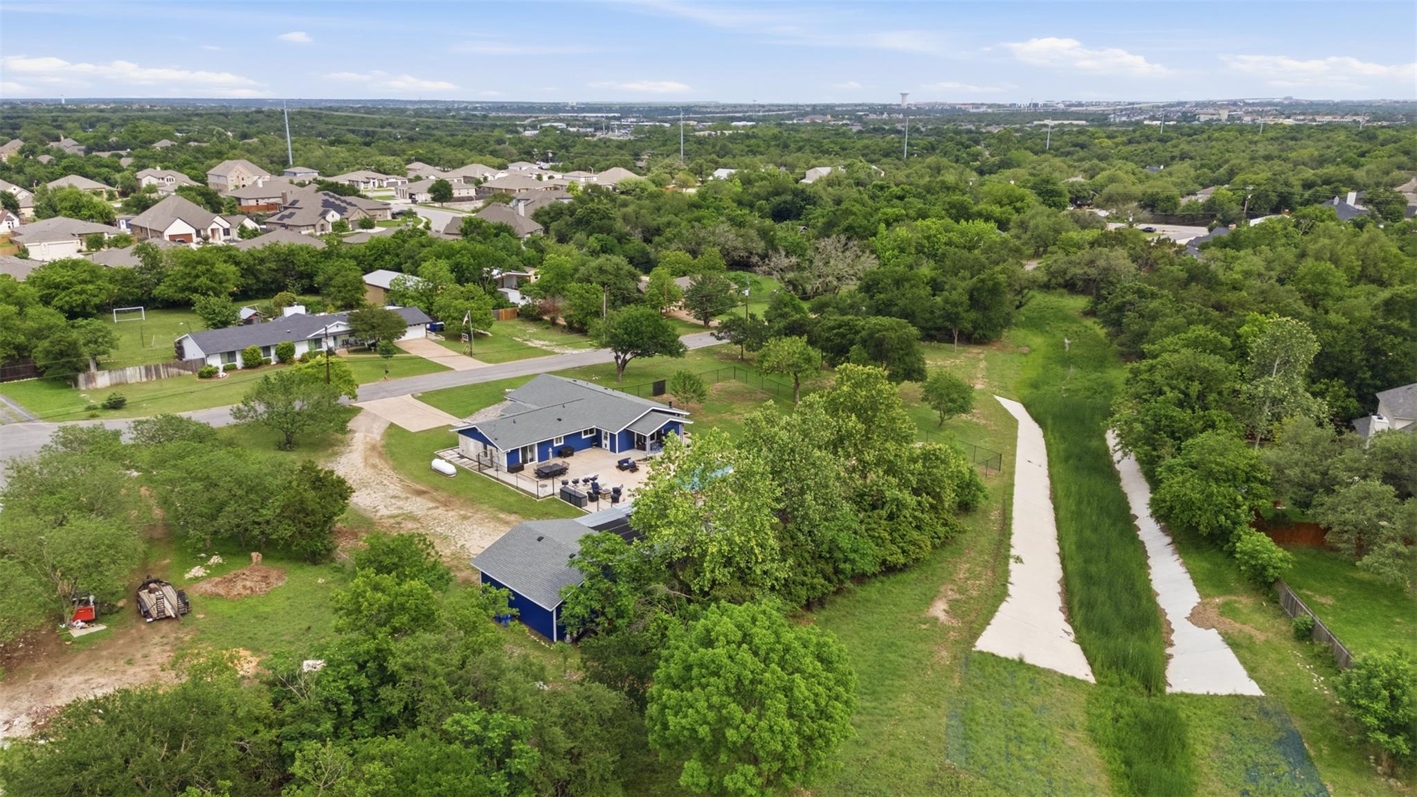 207 Cardinal Ln, Cedar Park, TX 78613