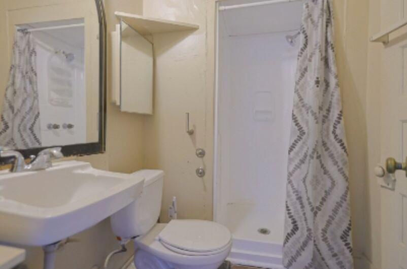 319 North St # 1, San Marcos, TX 78666