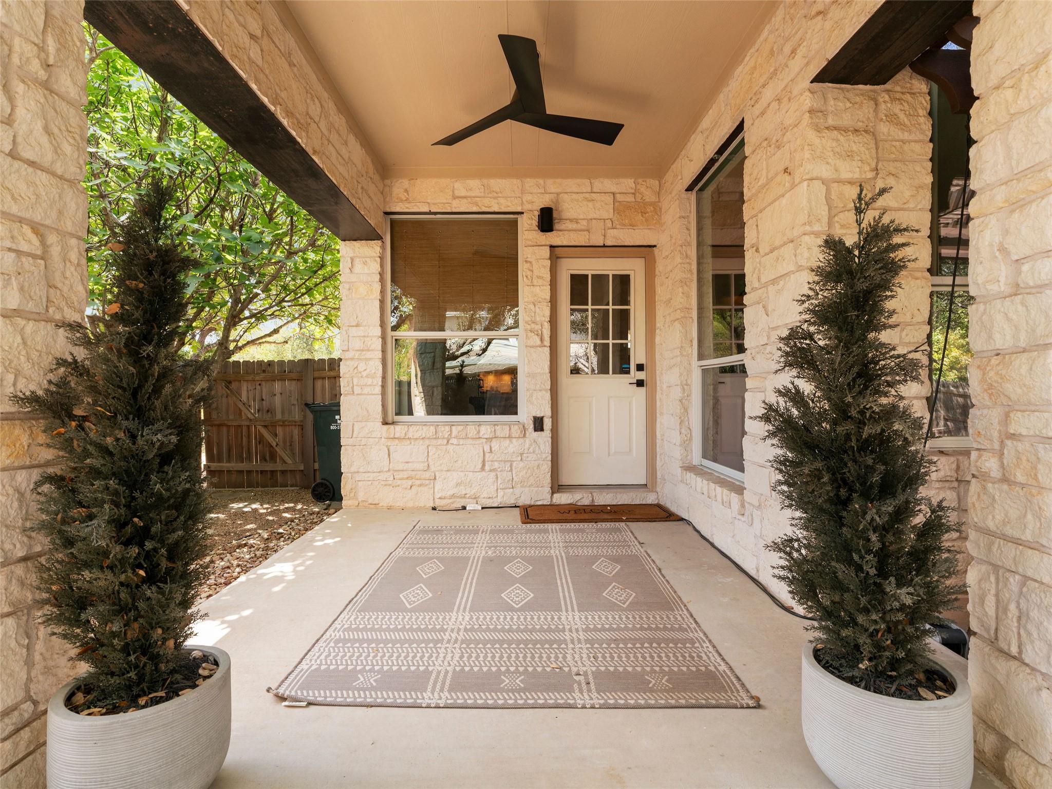 12516 Uvalde Creek Dr, Austin, TX 78732
