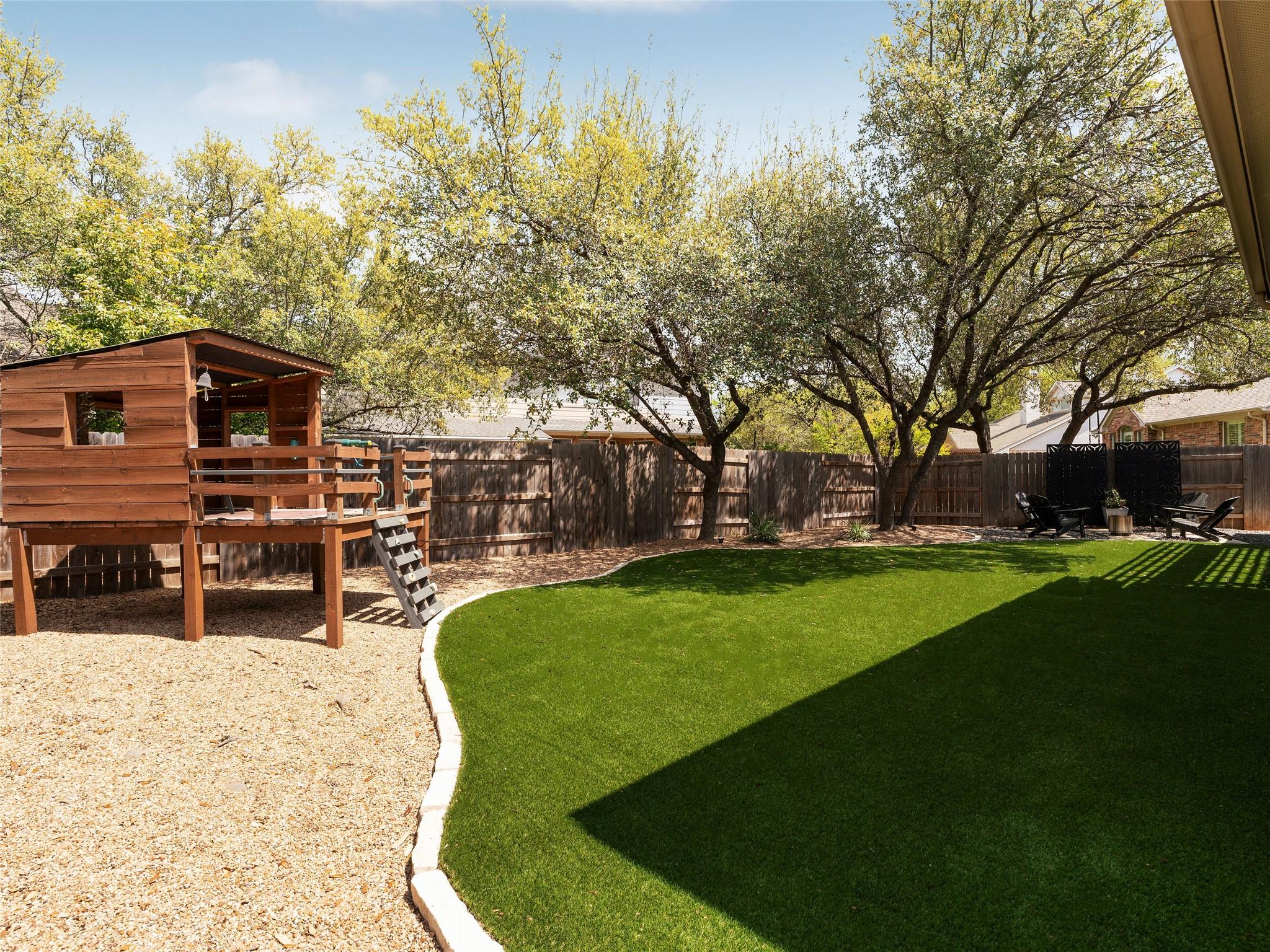12516 Uvalde Creek Dr, Austin, TX 78732