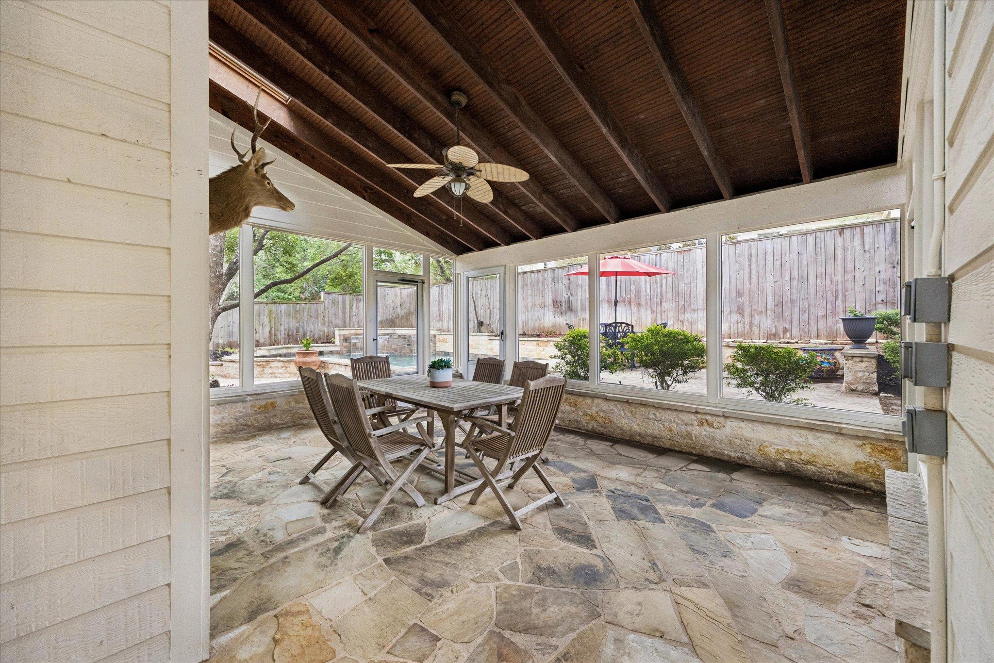 110 Copperleaf Rd, Lakeway, TX 78734