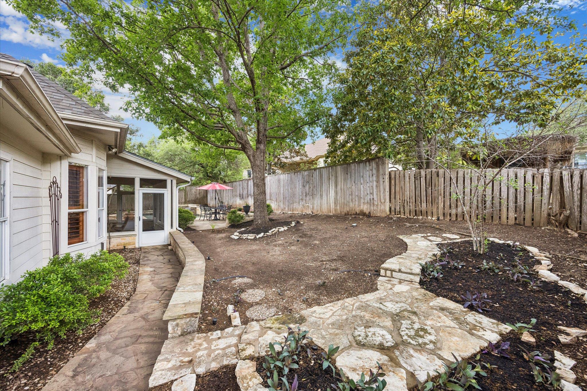 110 Copperleaf Rd, Lakeway, TX 78734