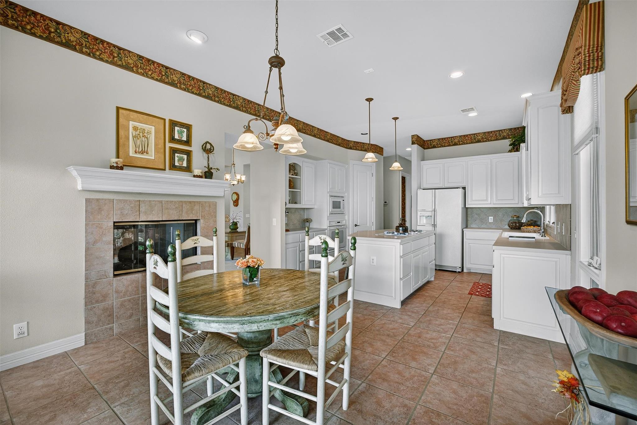 2305 BARTON CREEK Blvd # 39, Austin, TX 78735