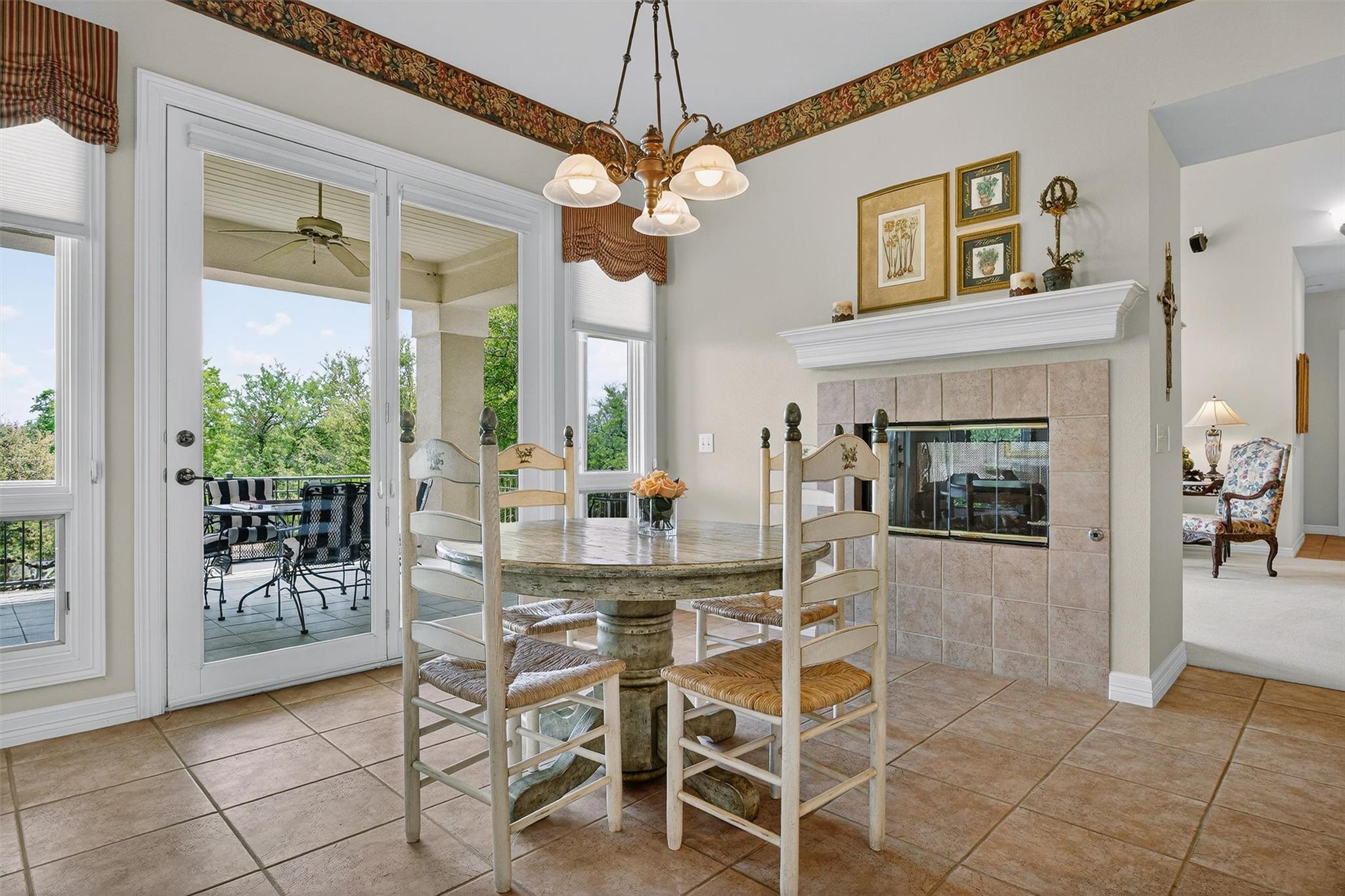 2305 BARTON CREEK Blvd # 39, Austin, TX 78735