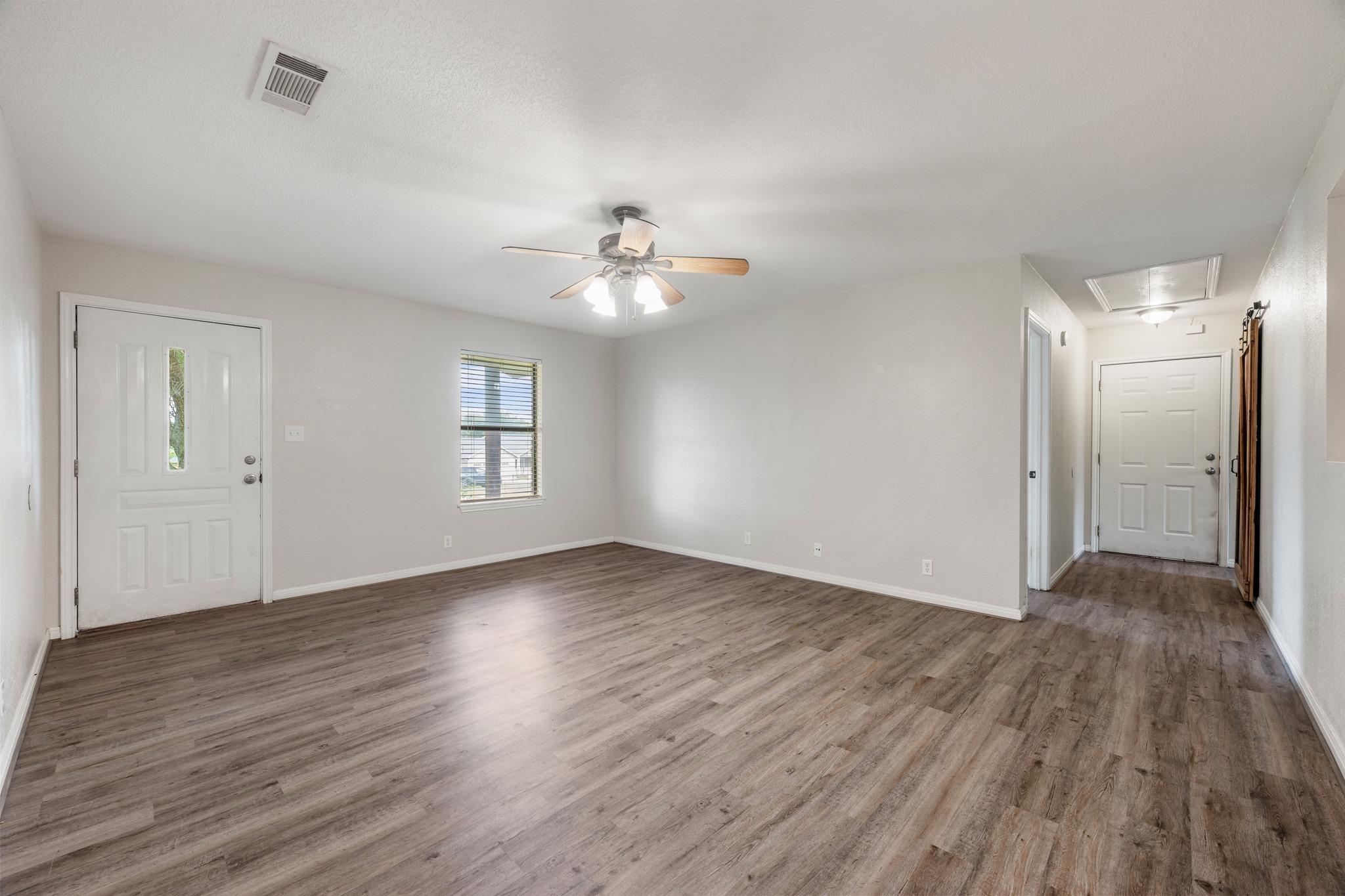 110 Skyview Ter, Leander, TX 78641