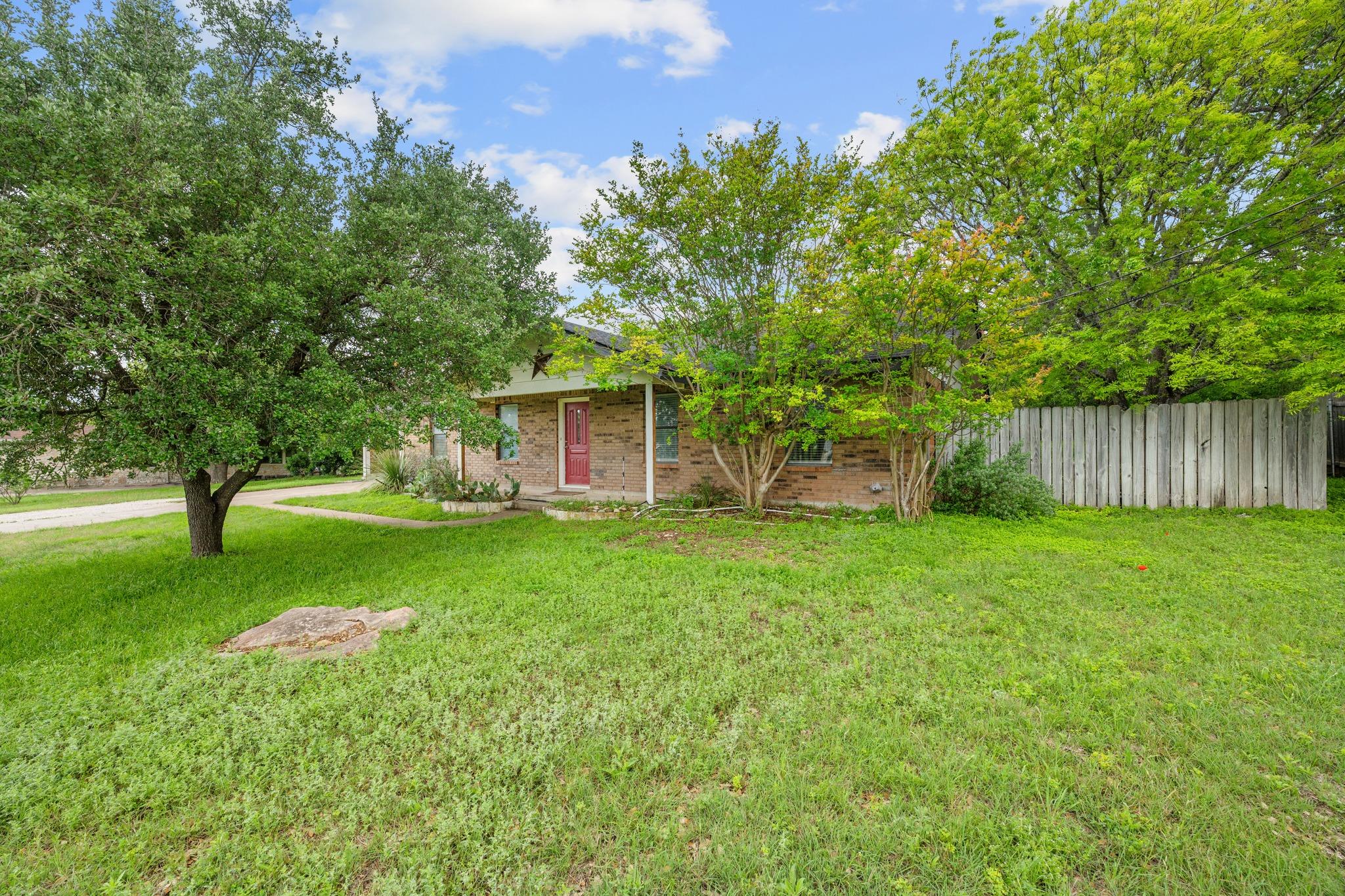 110 Skyview Ter, Leander, TX 78641