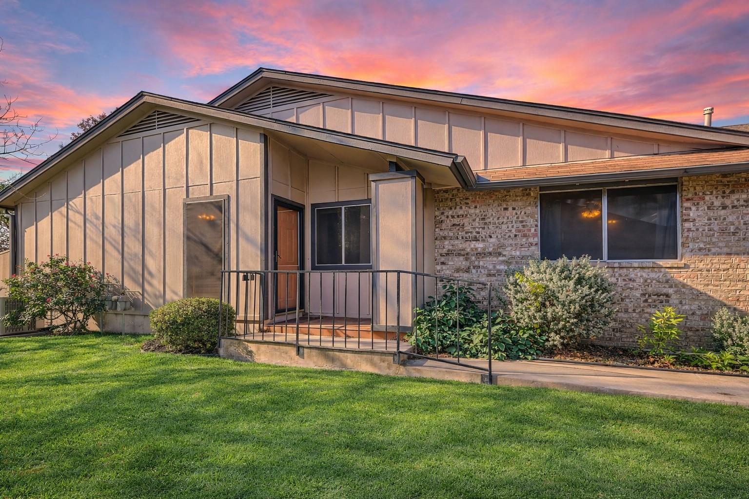 2002 Verbena Dr # 1336B, Austin, TX 78750