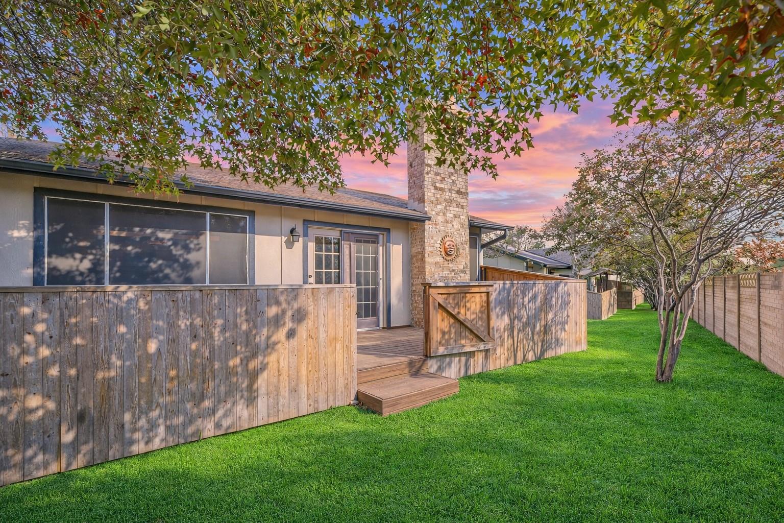 2002 Verbena Dr # 1336B, Austin, TX 78750