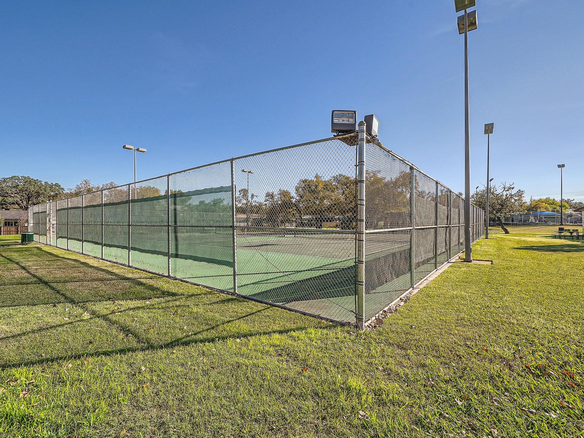 2002 Verbena Dr # 1336B, Austin, TX 78750