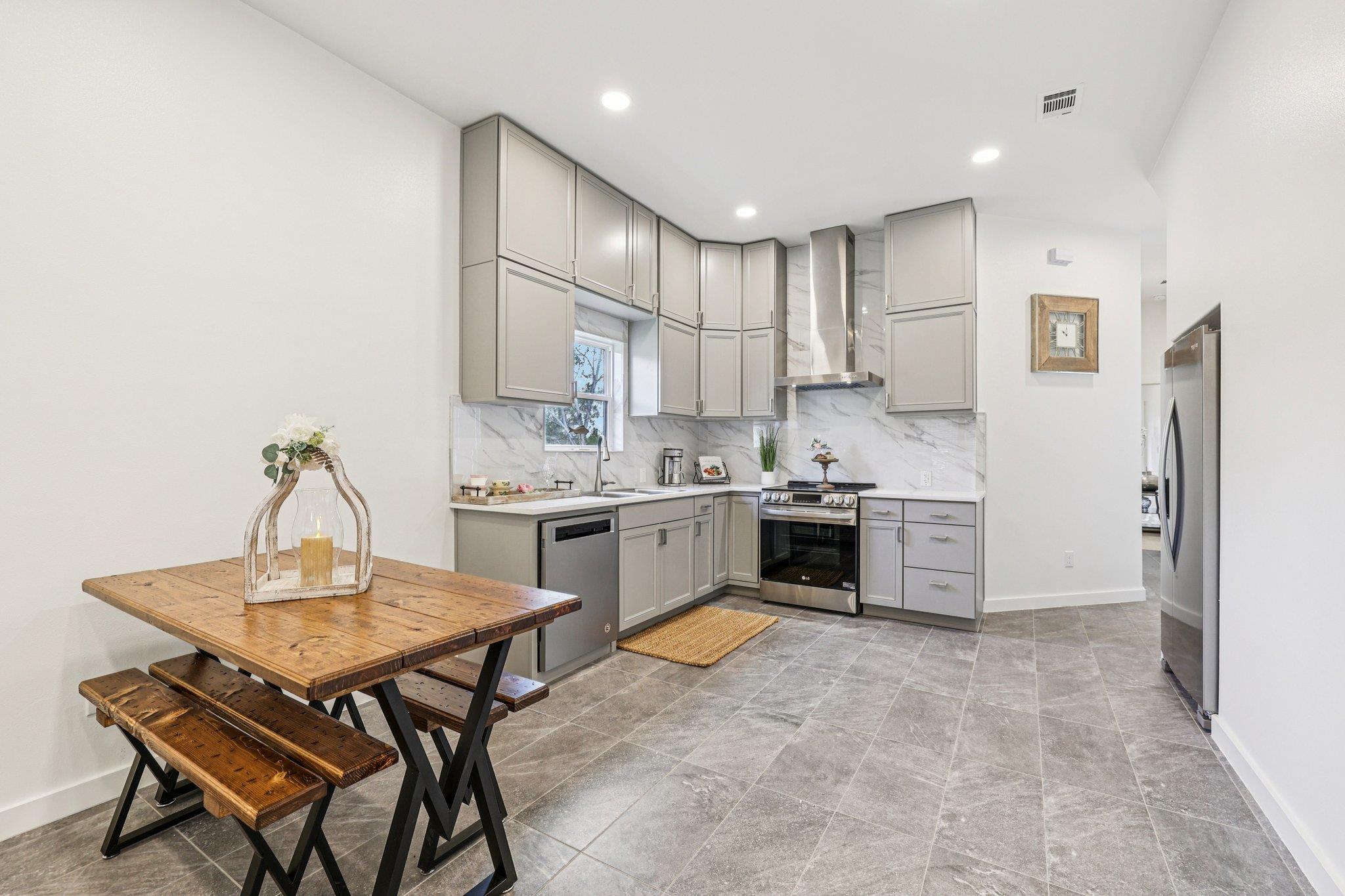 117 Golf Crest Dr # C, Wimberley, TX 78676