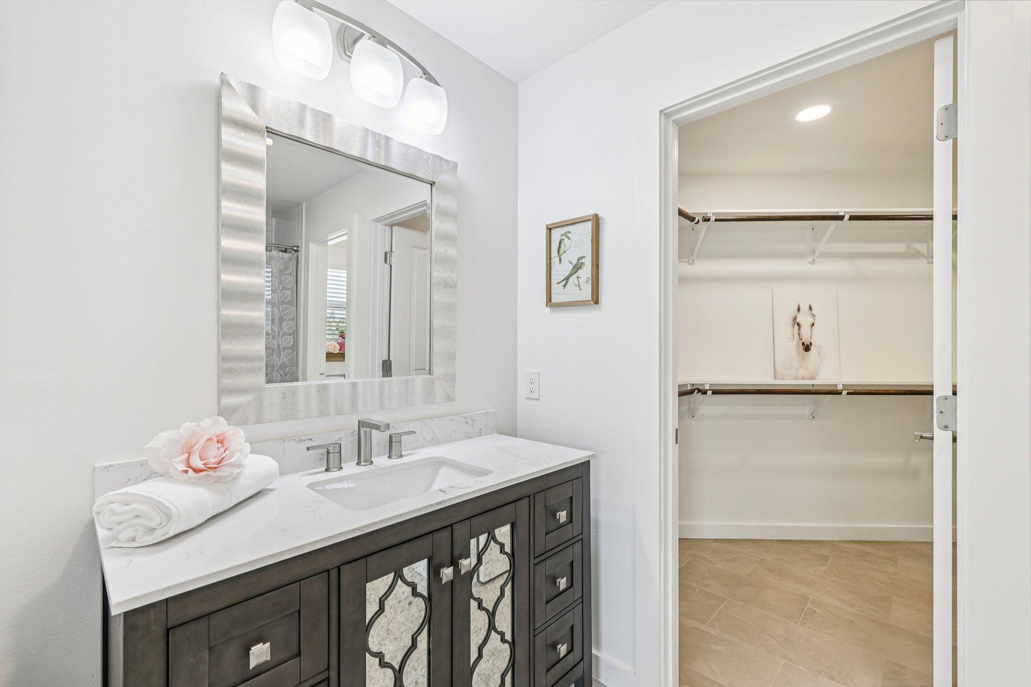 117 Golf Crest Dr # C, Wimberley, TX 78676