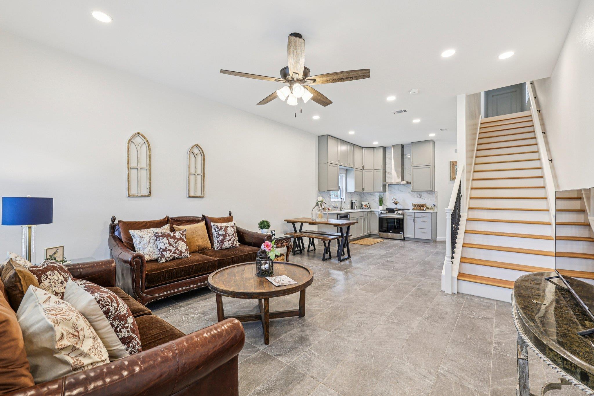 117 Golf Crest Dr # C, Wimberley, TX 78676