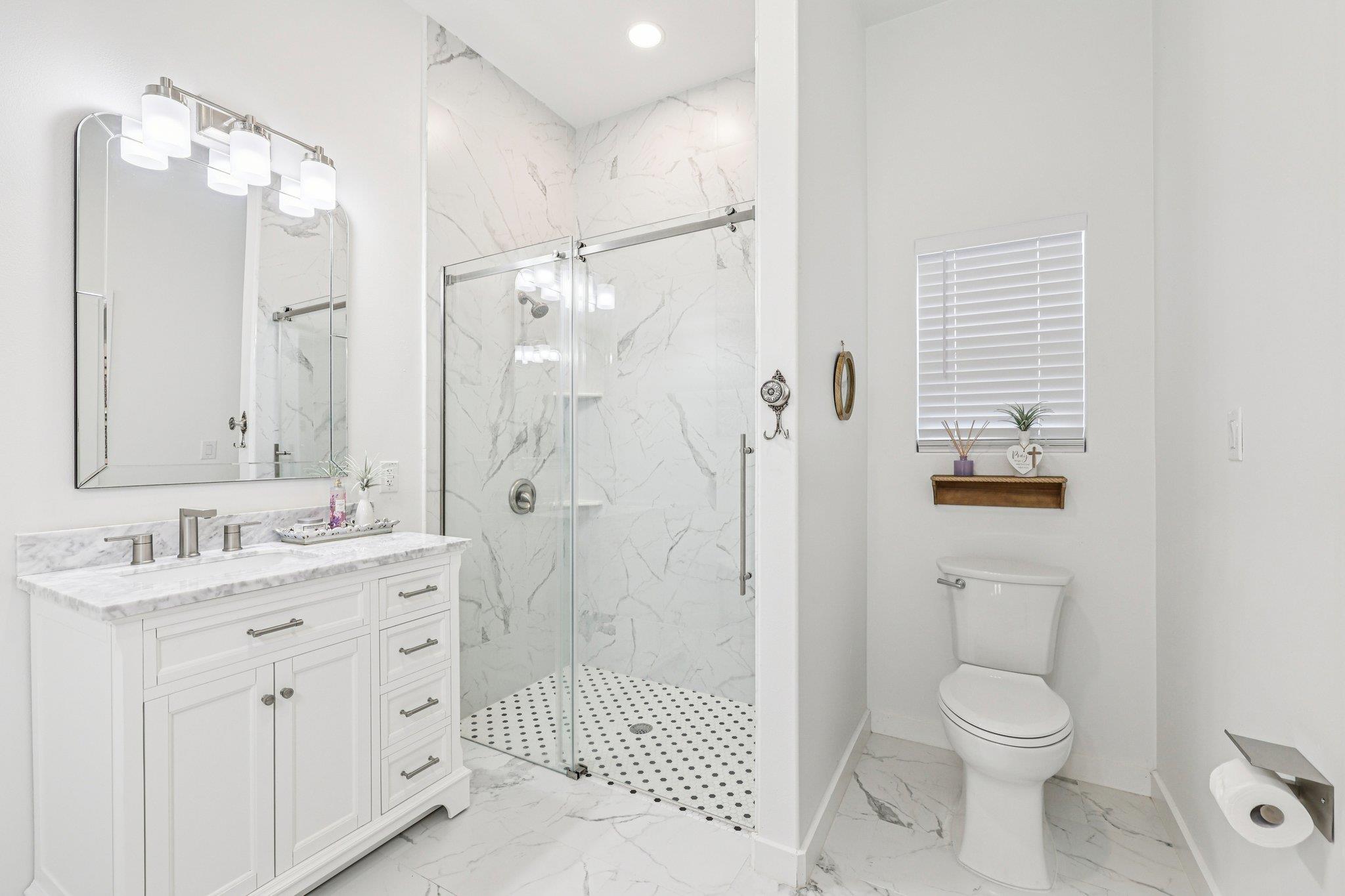 117 Golf Crest Dr # C, Wimberley, TX 78676