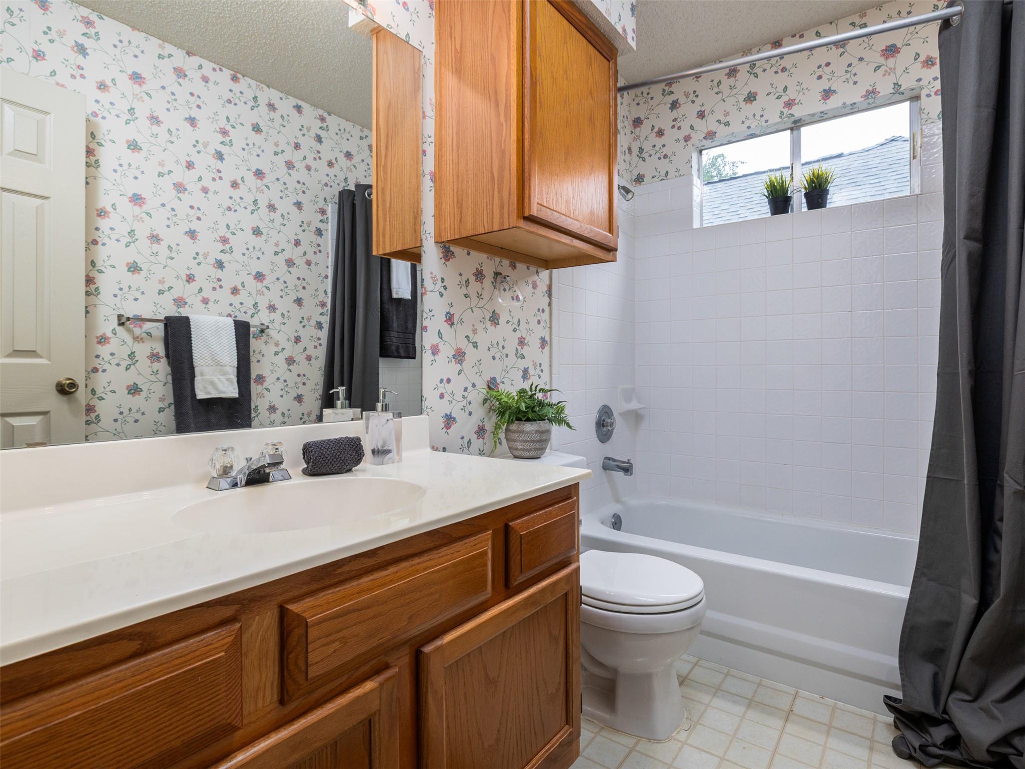 13001 Tamayo Dr, Austin, TX 78729