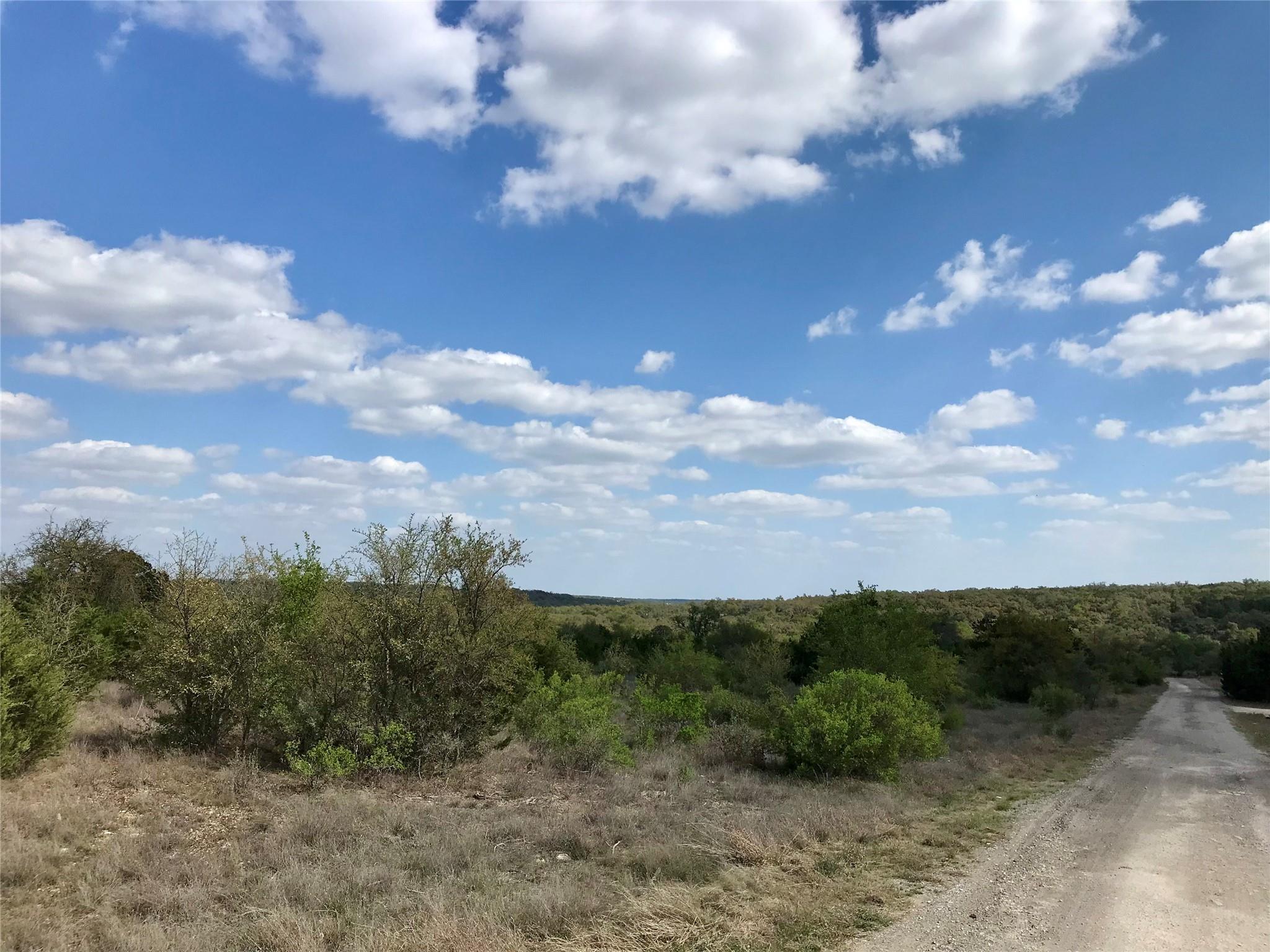 970-B 32, San Marcos, TX 78666