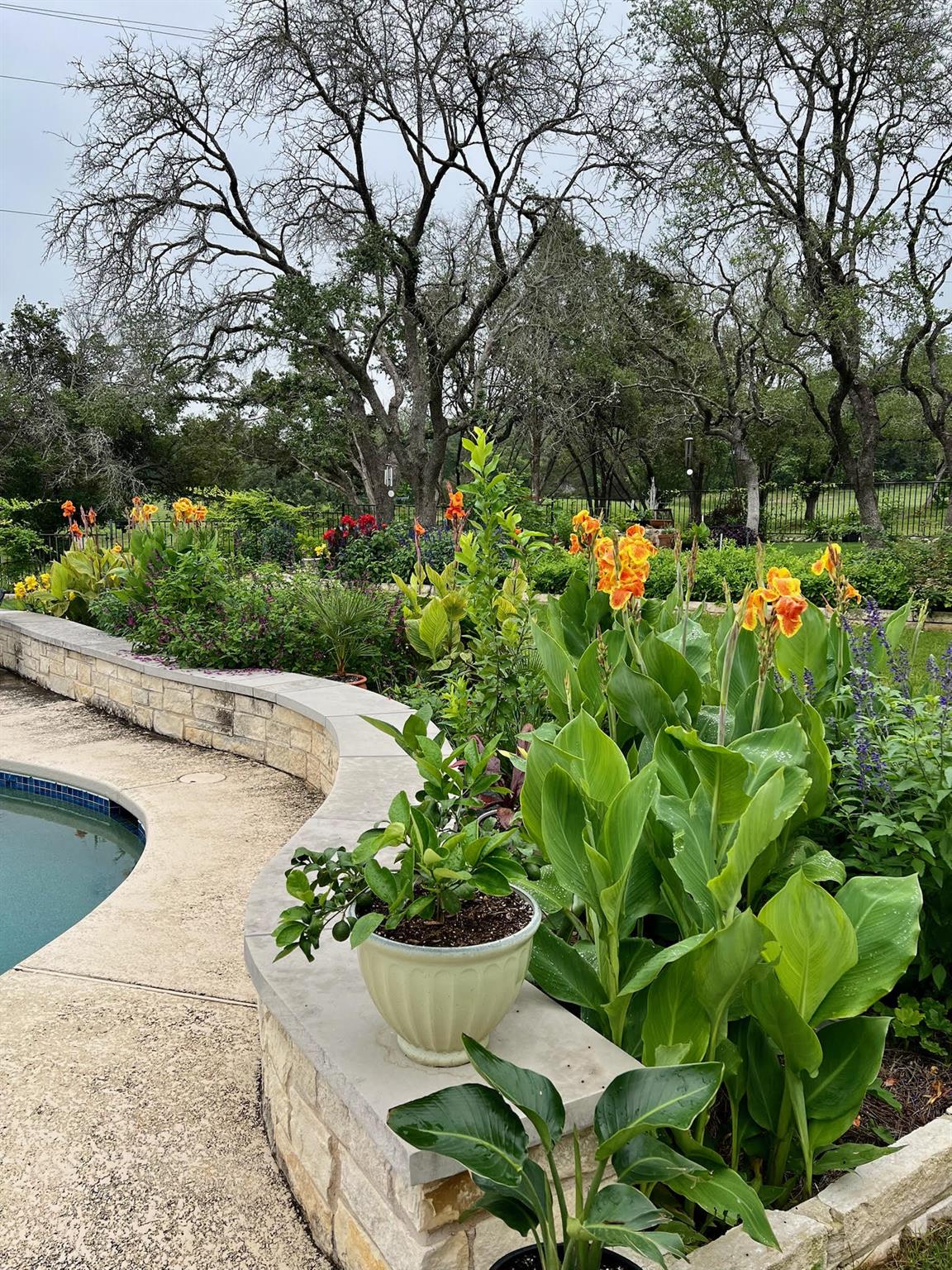 1710 Lakeway Blvd, Lakeway, TX 78734