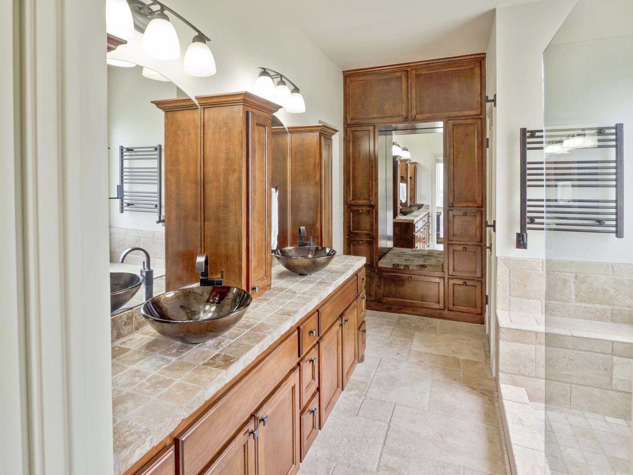 1710 Lakeway Blvd, Lakeway, TX 78734